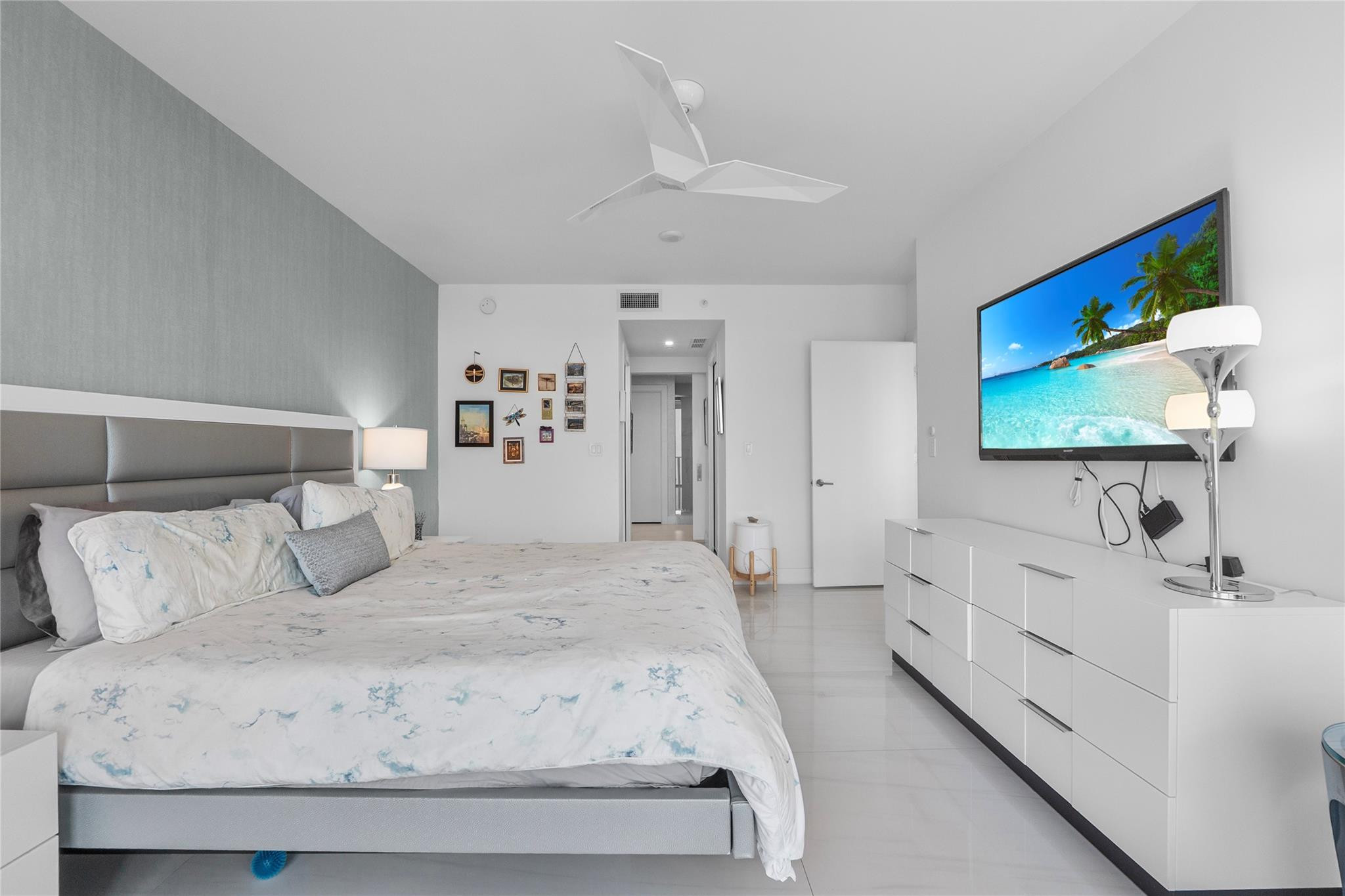730 N Ocean Bl 1501