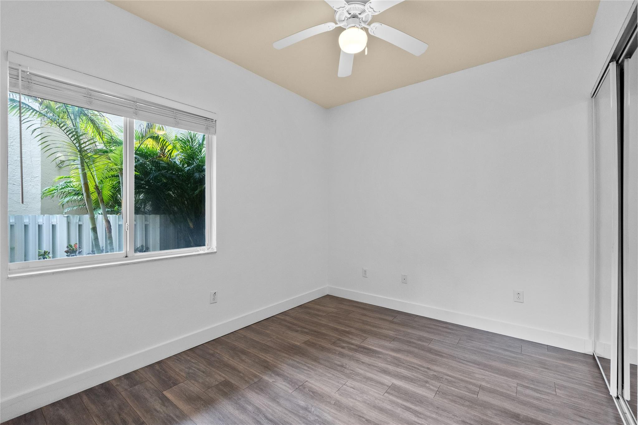 3500 Oaks Clubhouse Drive 109