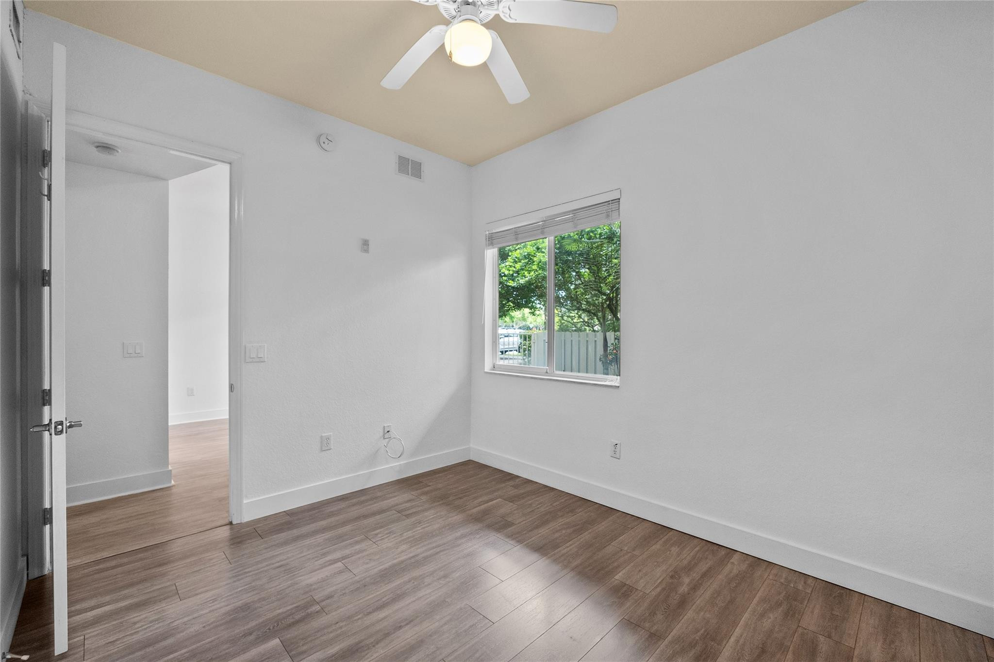 3500 Oaks Clubhouse Drive 109
