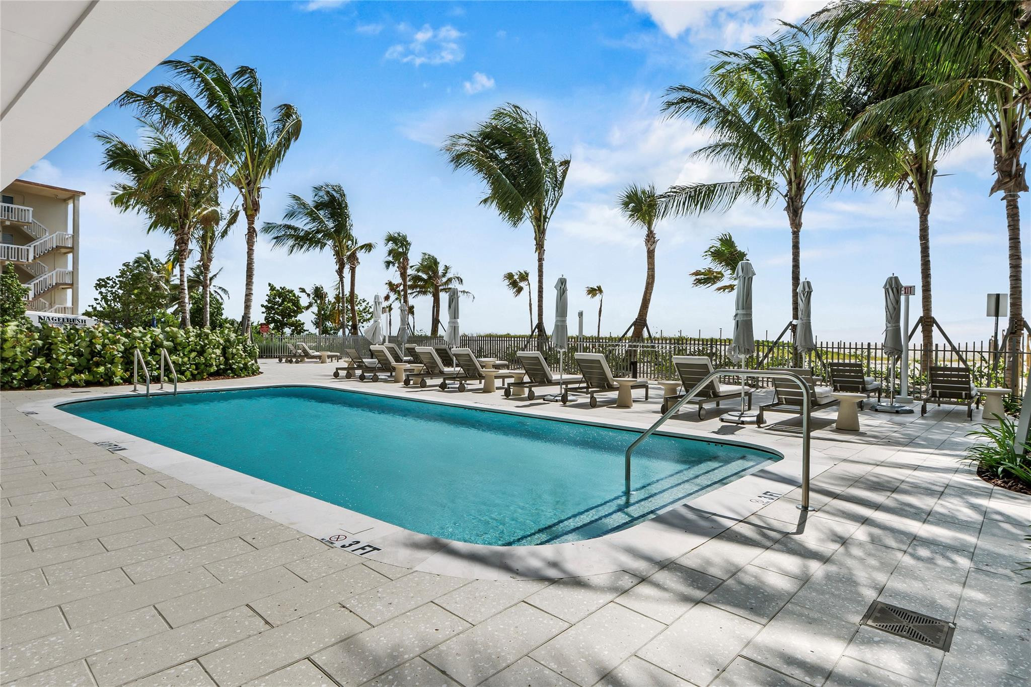 900 N Ocean Boulevard 1604