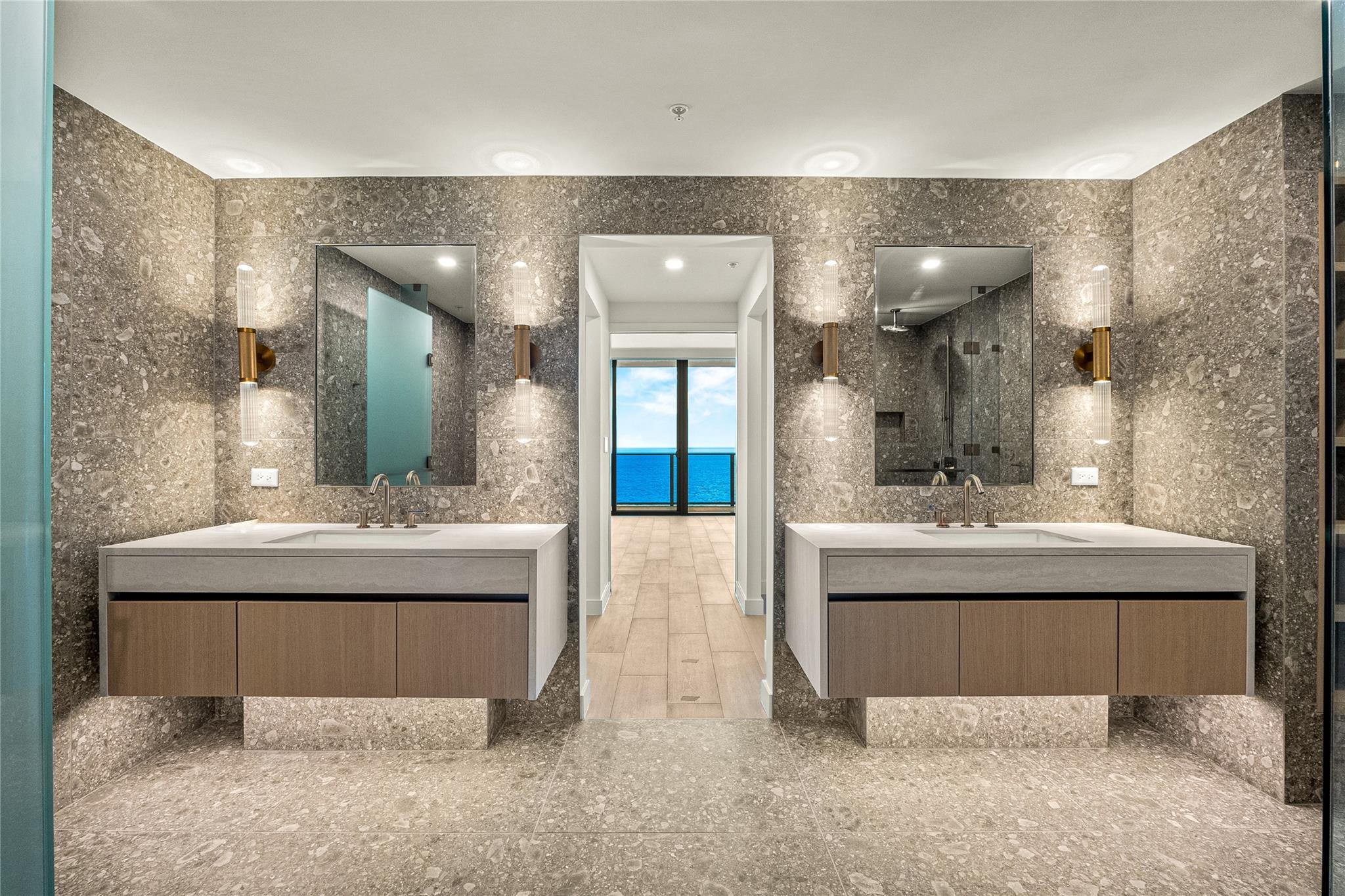 900 N Ocean Boulevard 1604