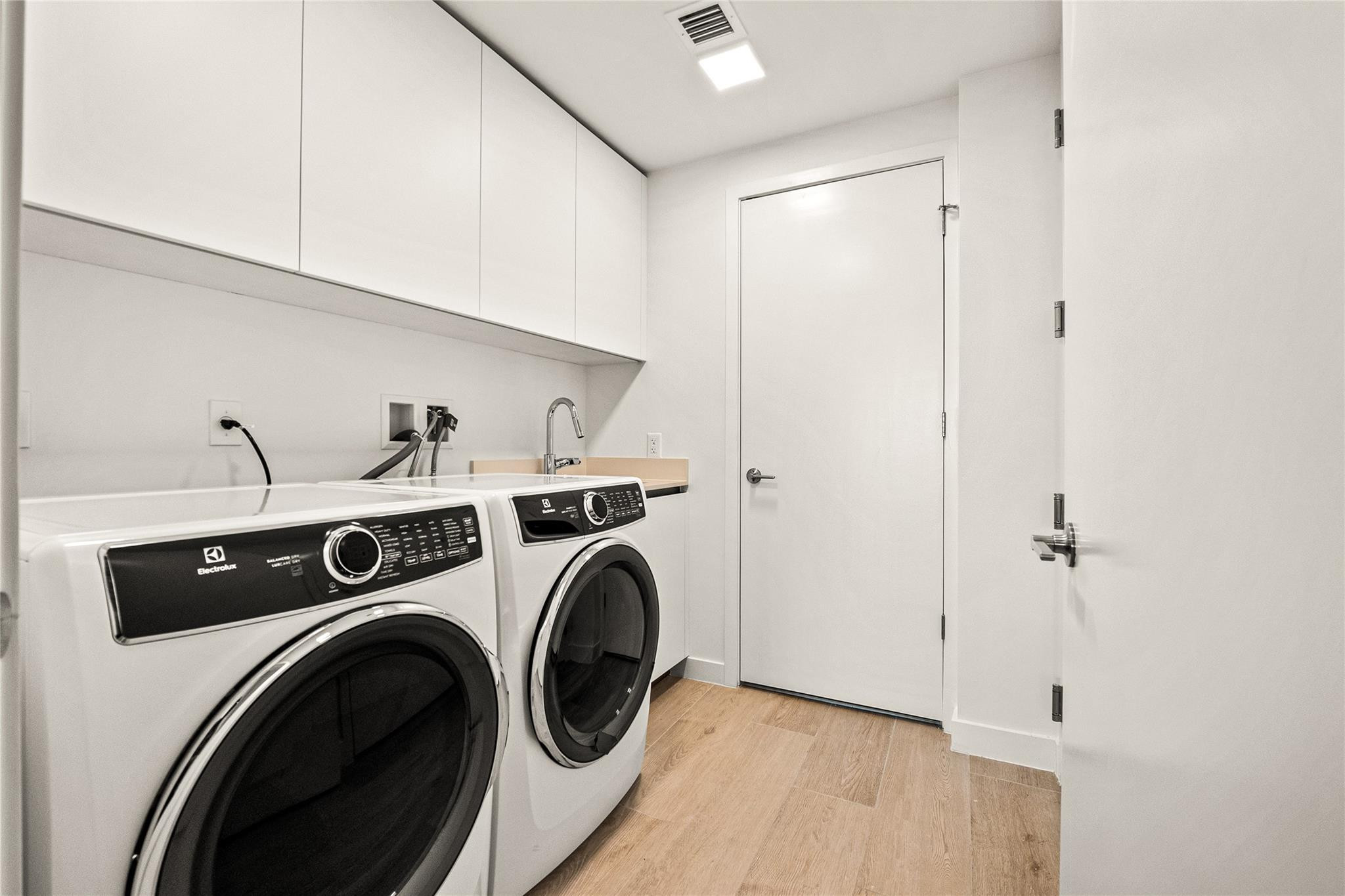 900 N Ocean Boulevard 1604