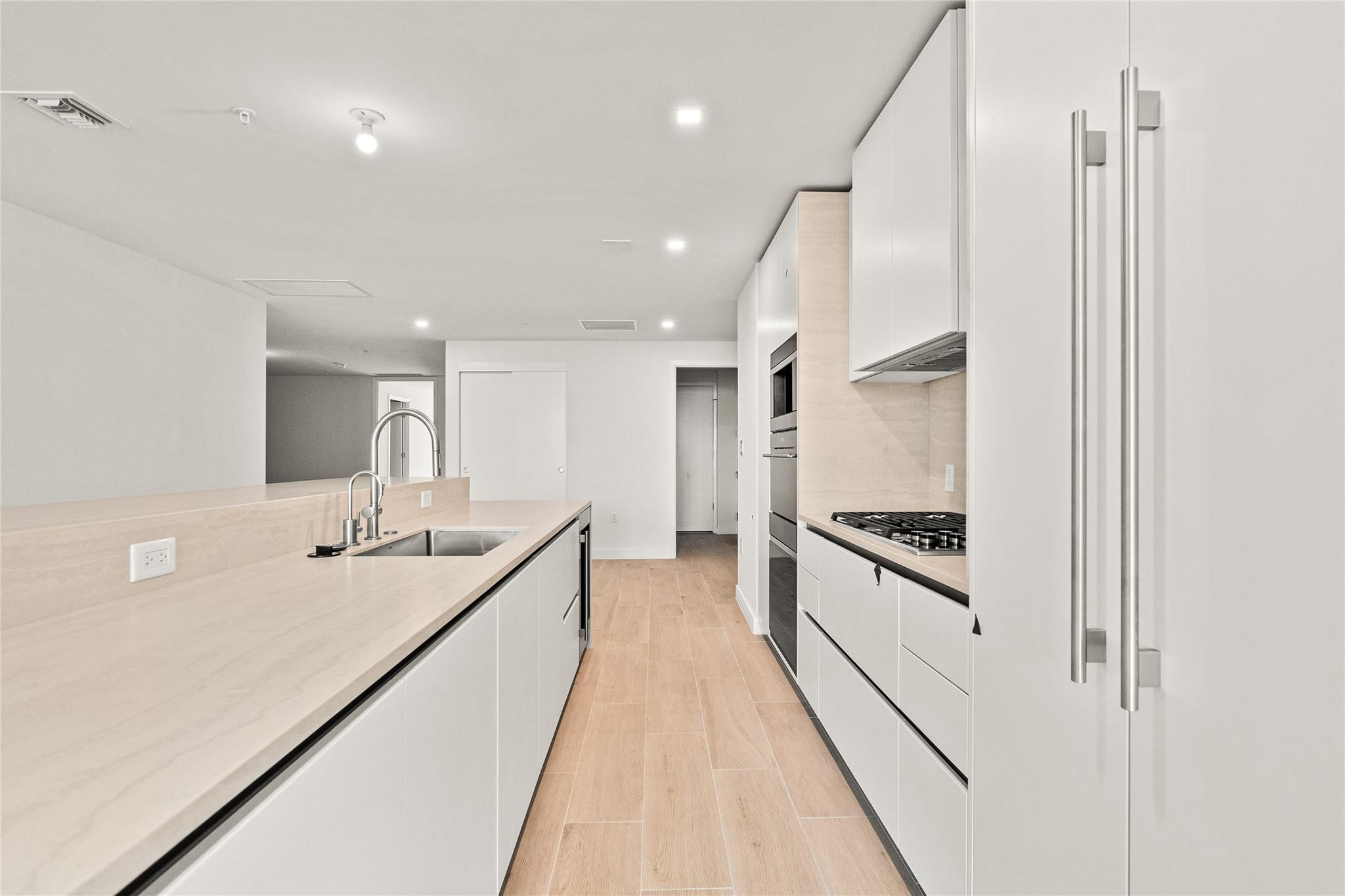 900 N Ocean Boulevard 1604