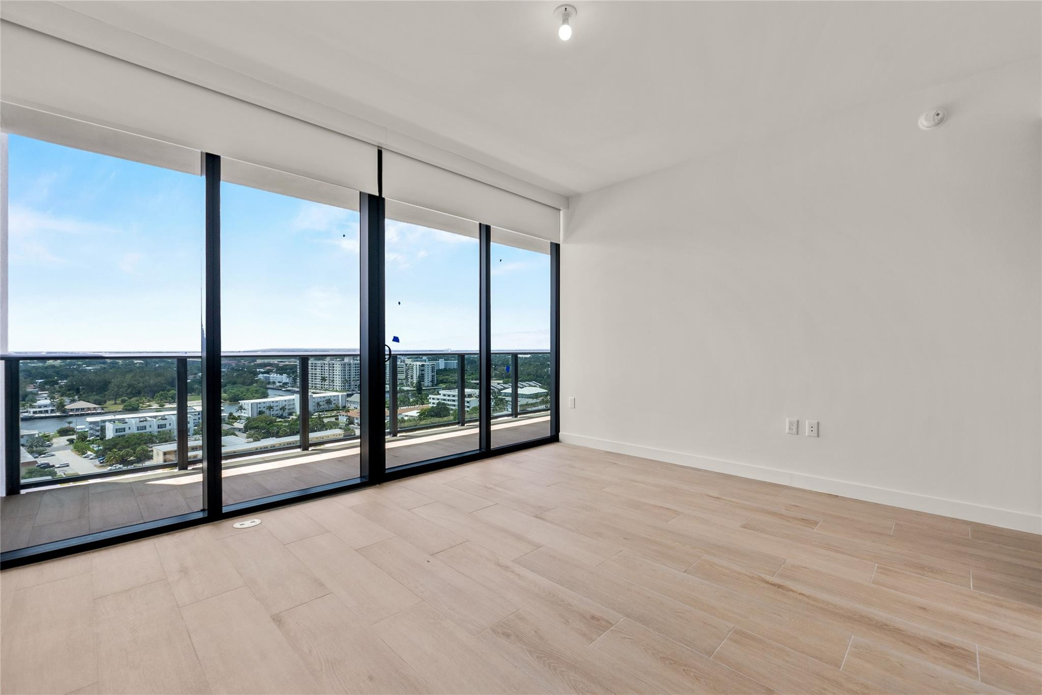 900 N Ocean Boulevard 1604