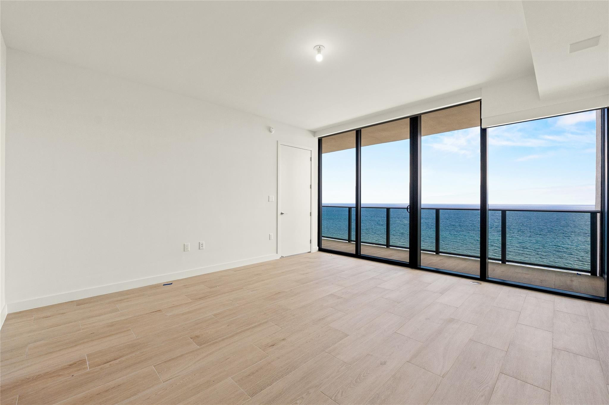 900 N Ocean Boulevard 1604