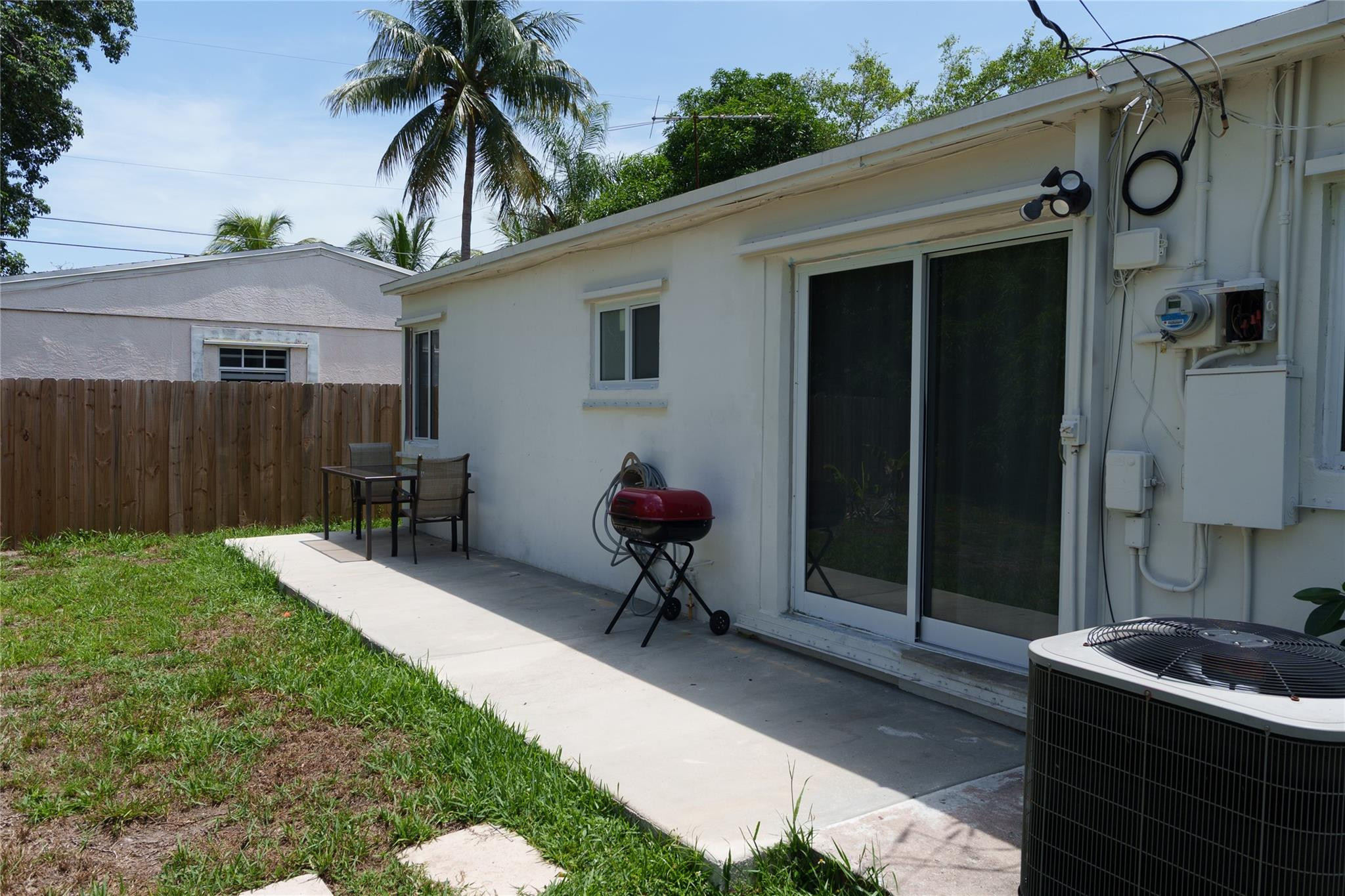 121 NW 53rd Court