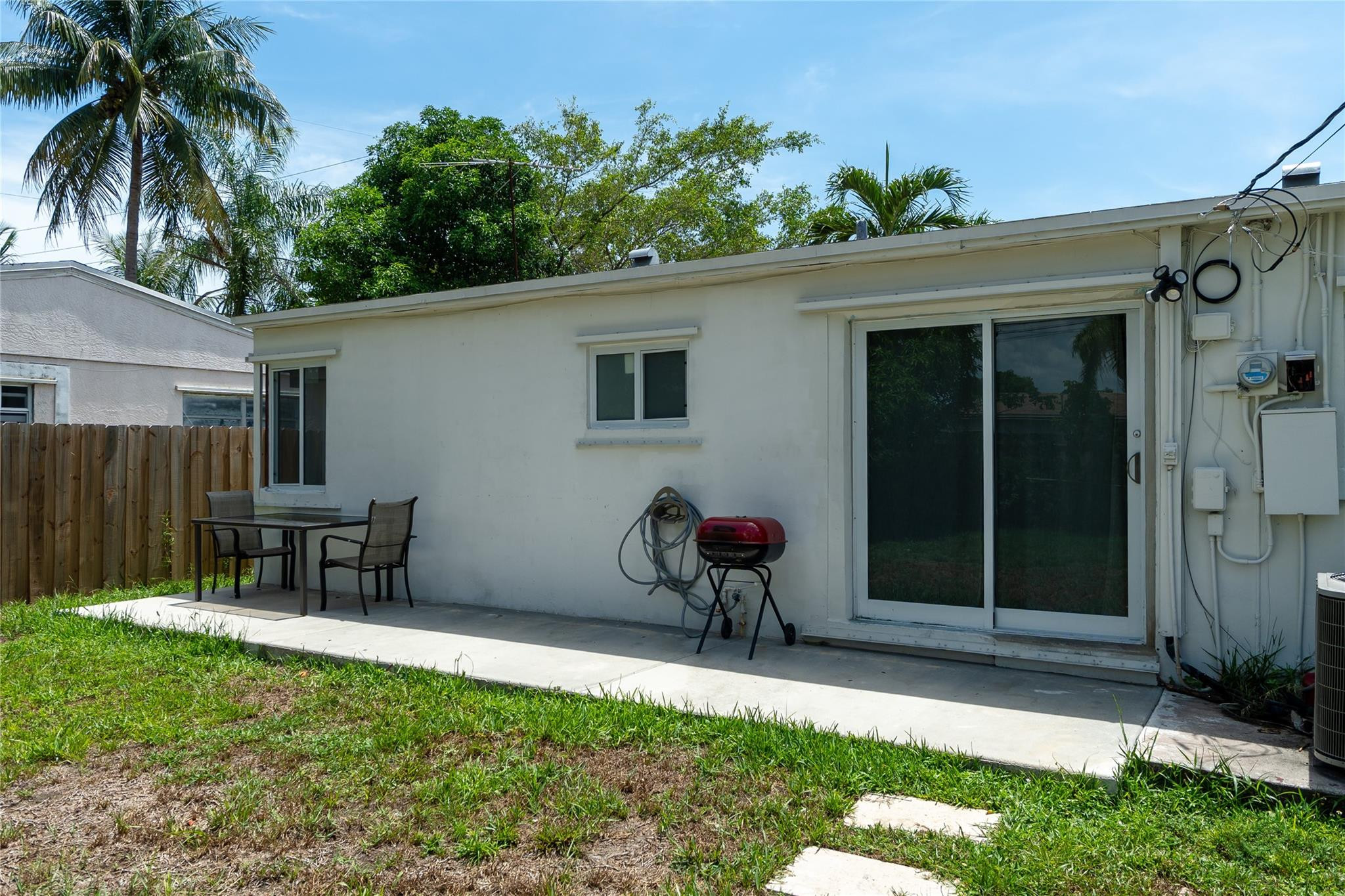 121 NW 53rd Court