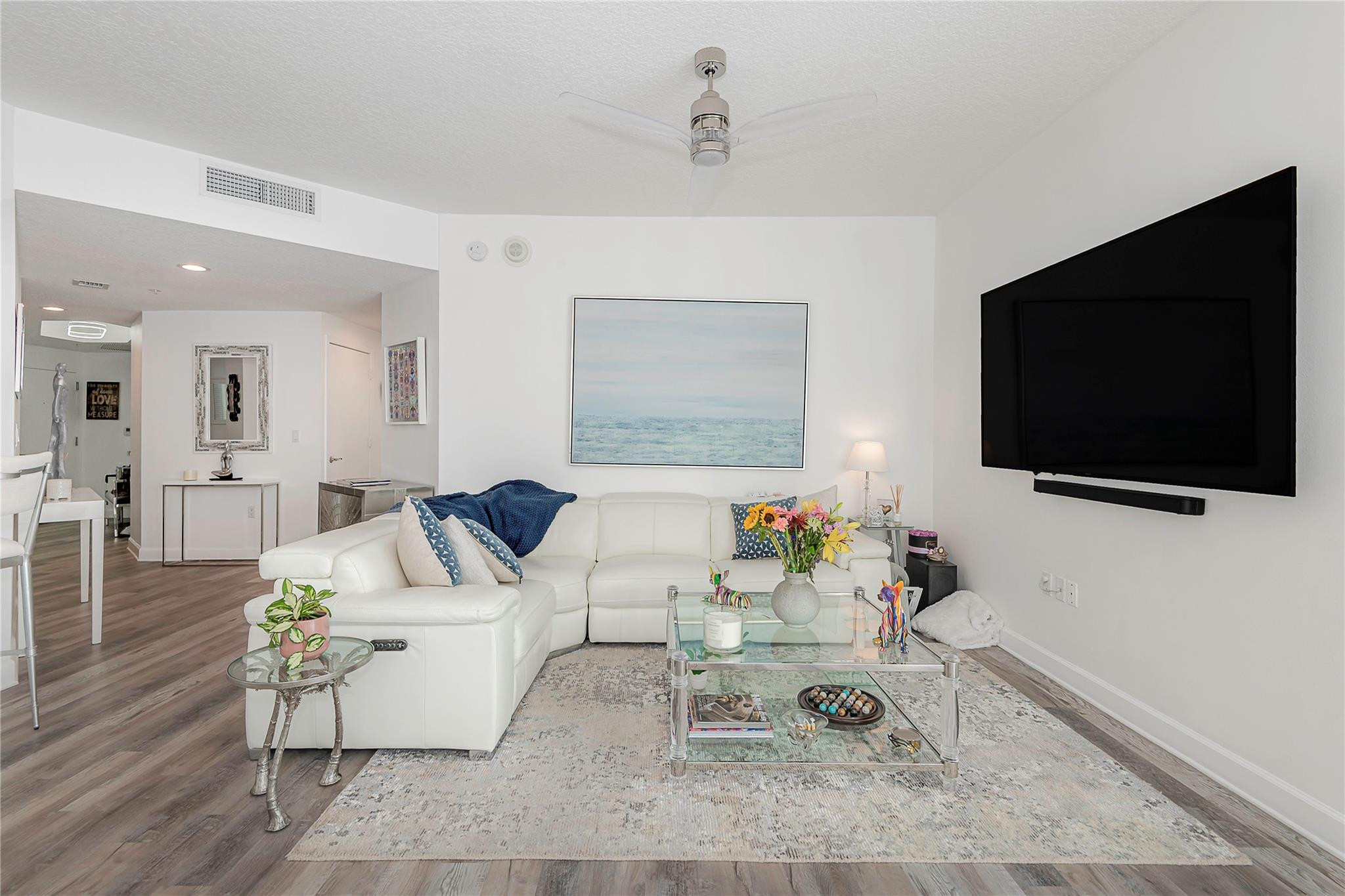 111 SE 8th Avenue 705