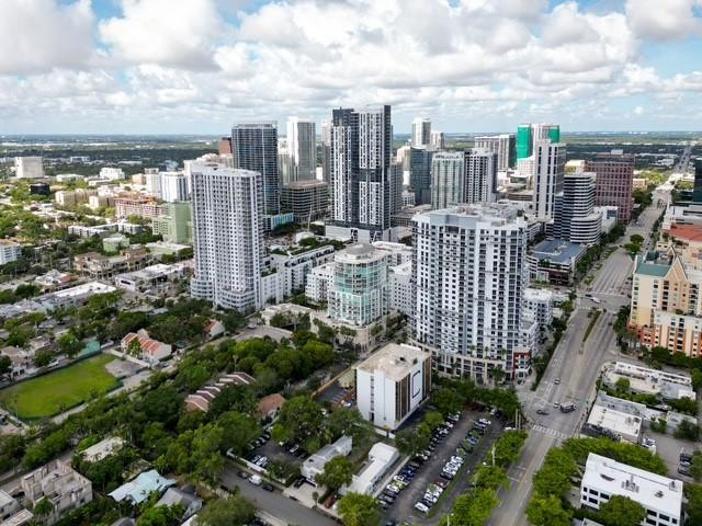 111 SE 8th Avenue 705
