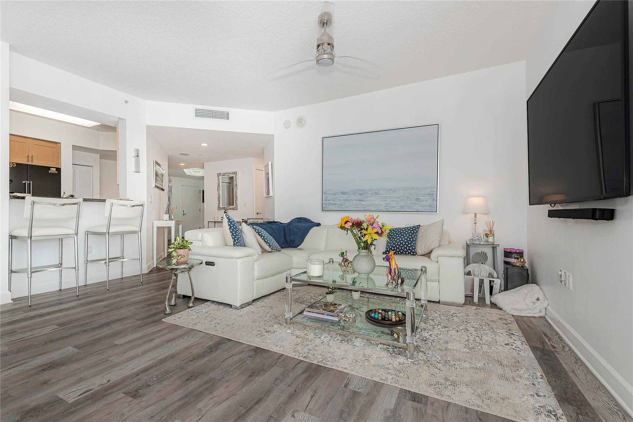 111 SE 8th Avenue 705