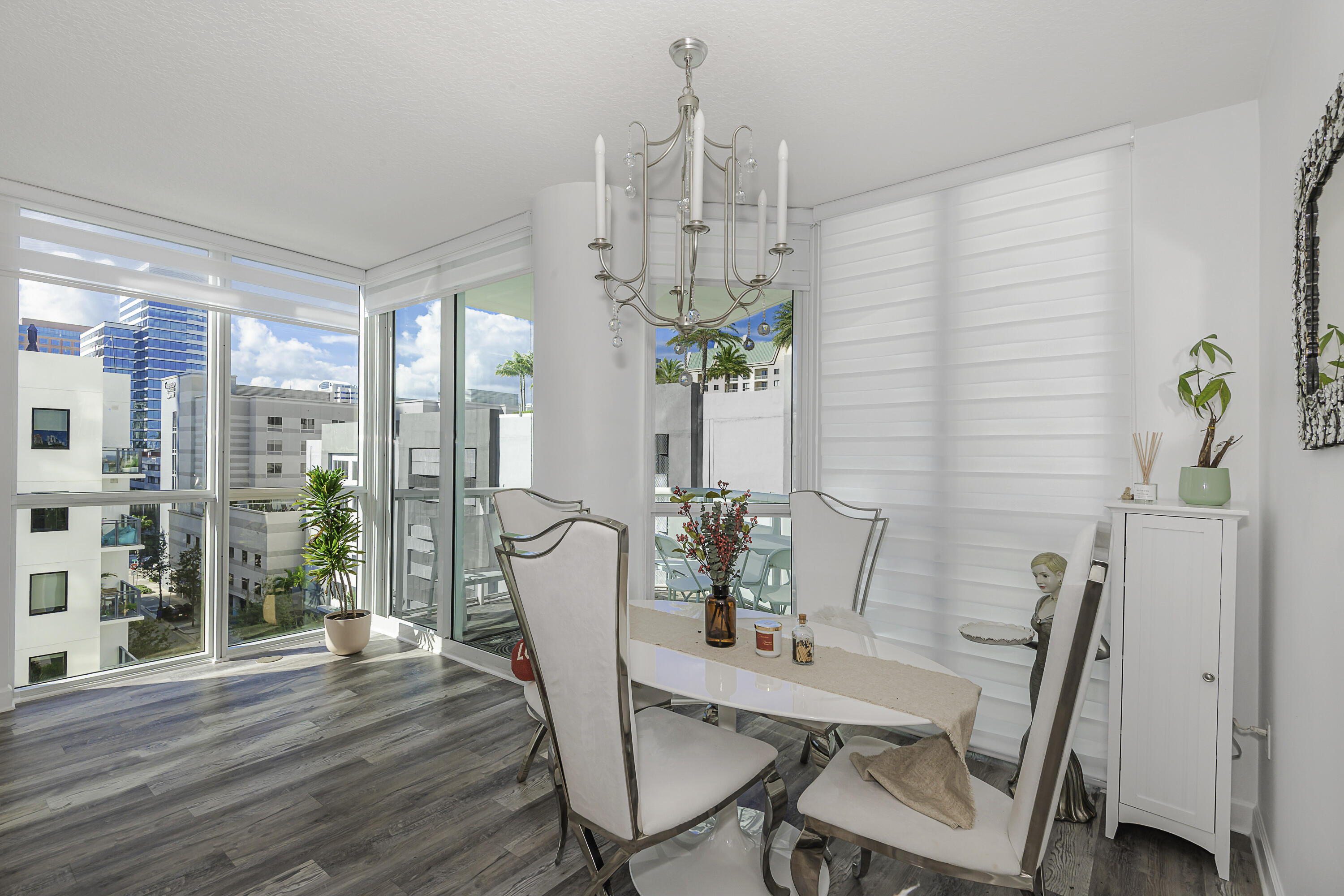 111 SE 8th Avenue 705