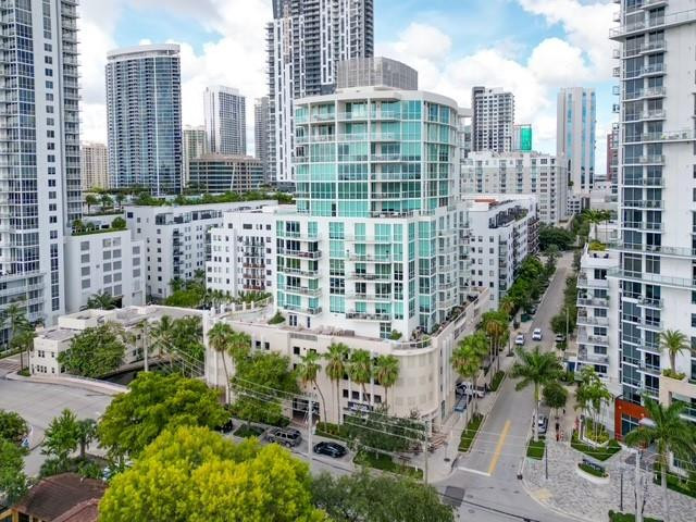 111 SE 8th Avenue 705
