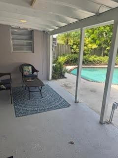 1737 NE 17 Terrace