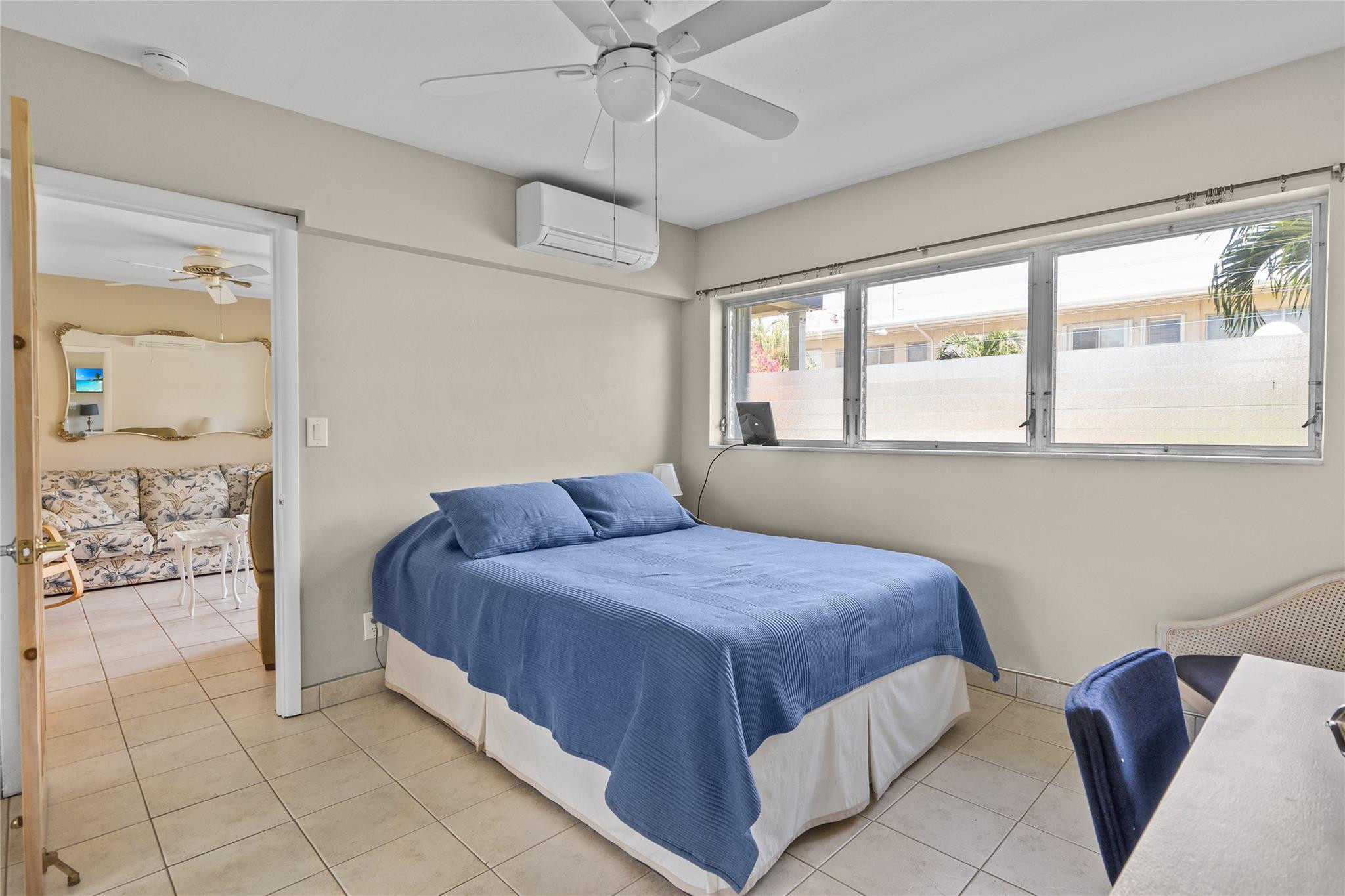 223 S Federal Highway 9