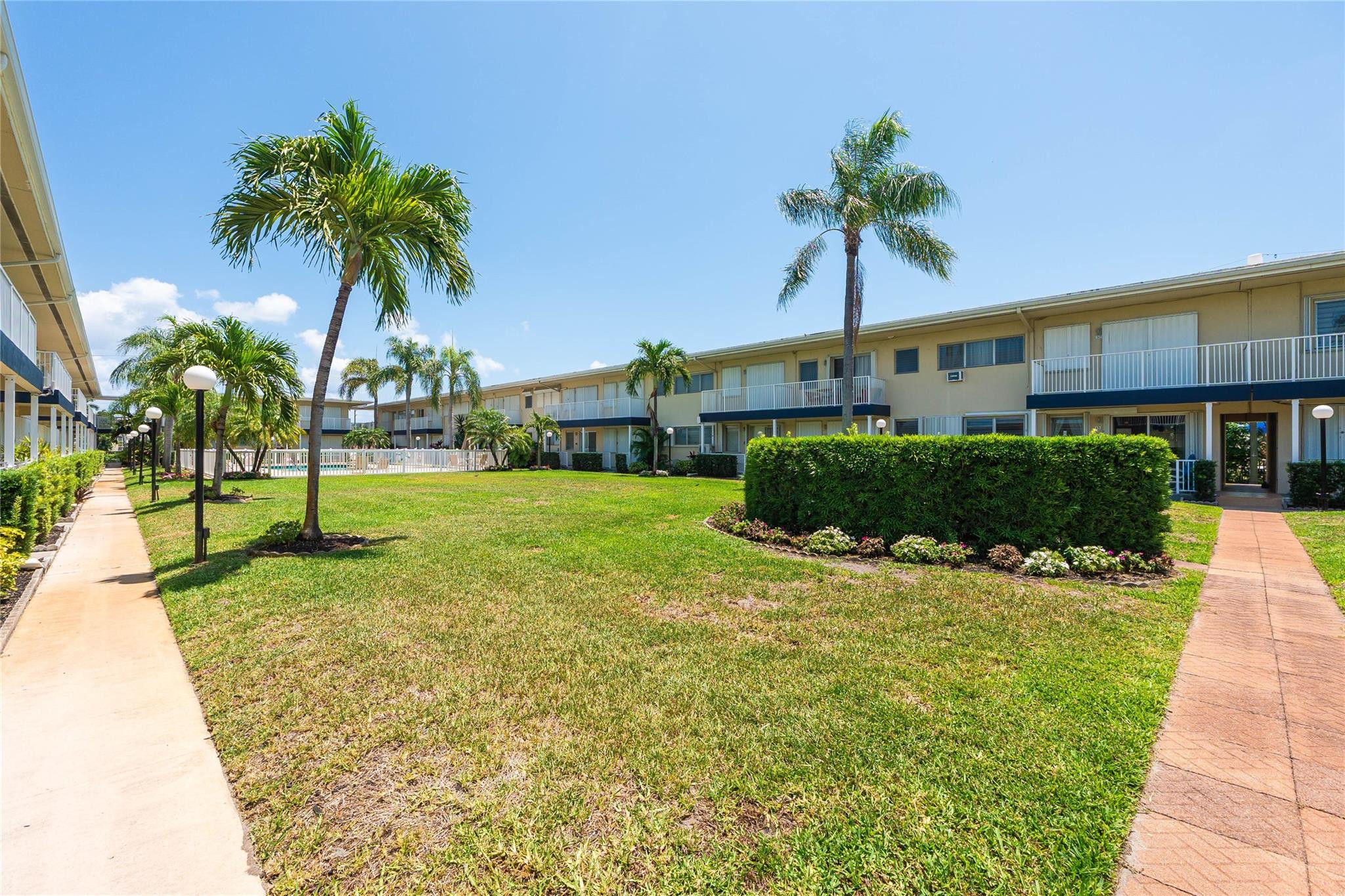 223 S Federal Highway 9