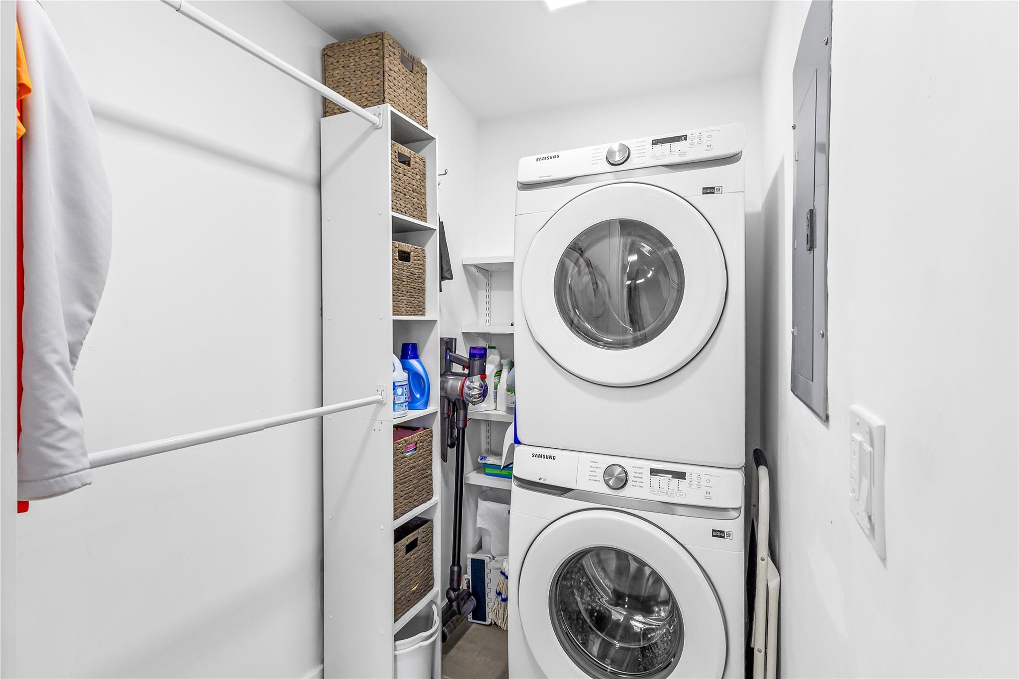 3100 NE 48th Street PH18