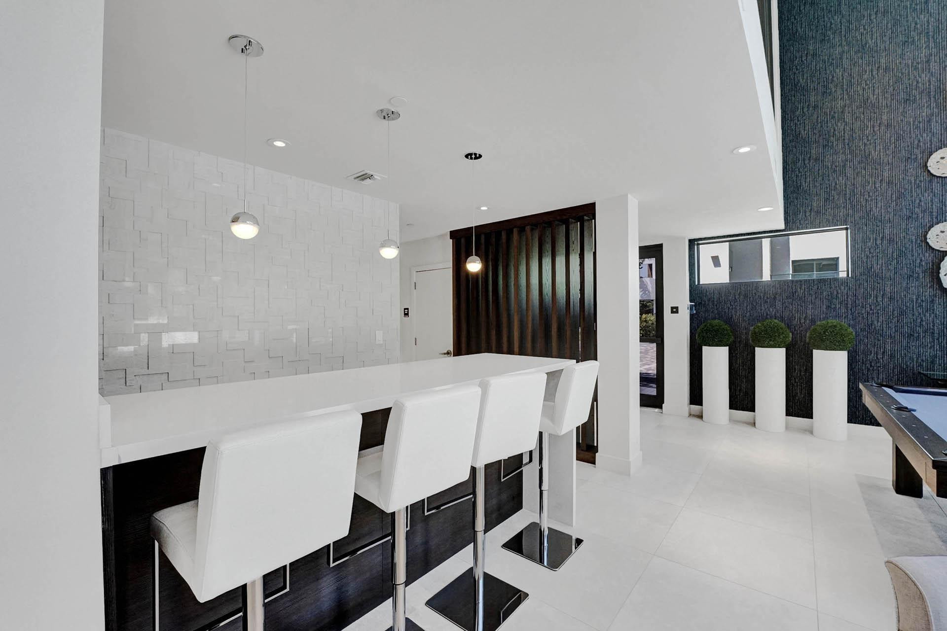 3030 N Ocean Boulevard S104