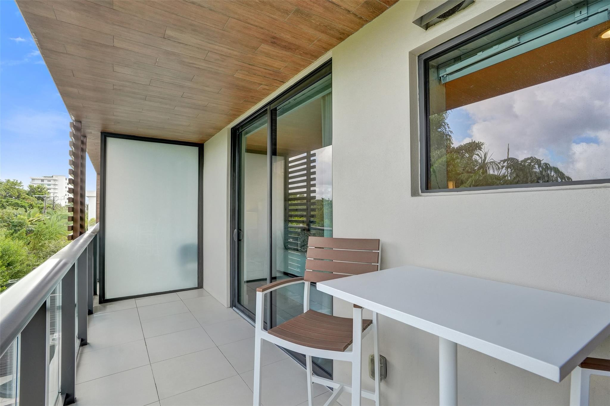 3030 N Ocean Boulevard S104