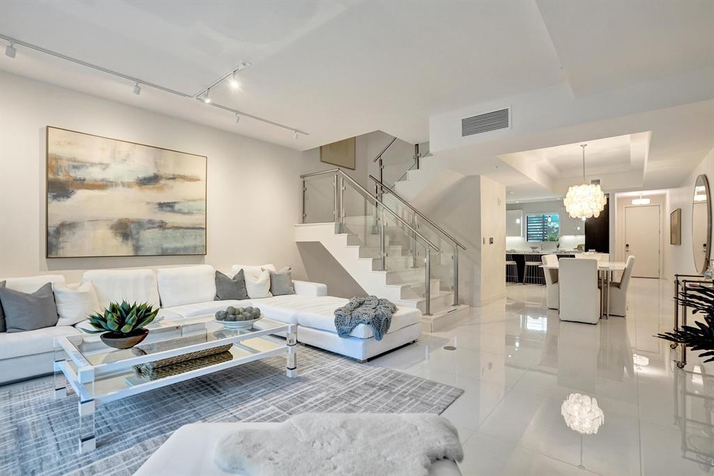 3030 N Ocean Boulevard S104
