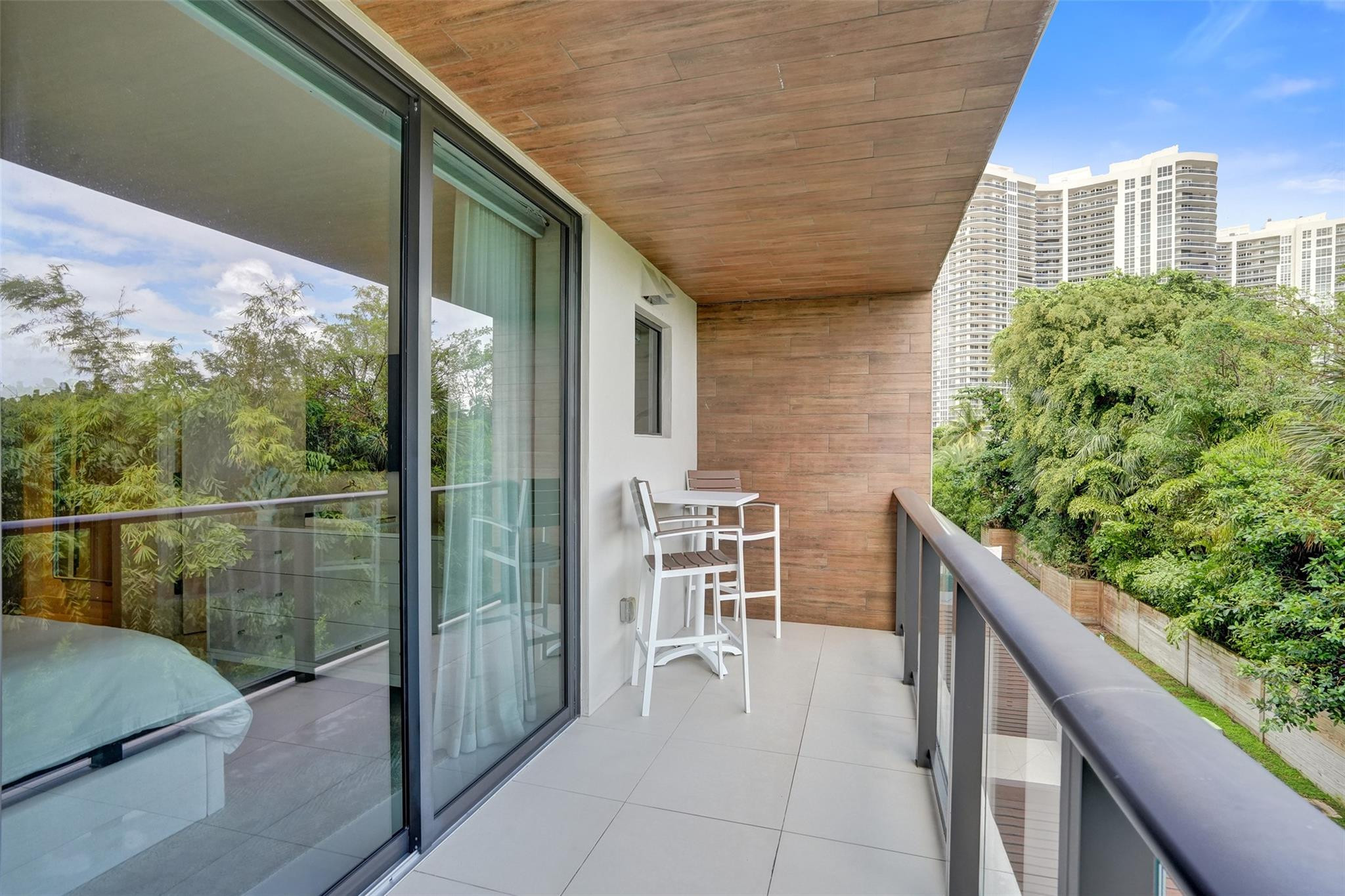 3030 N Ocean Boulevard S104