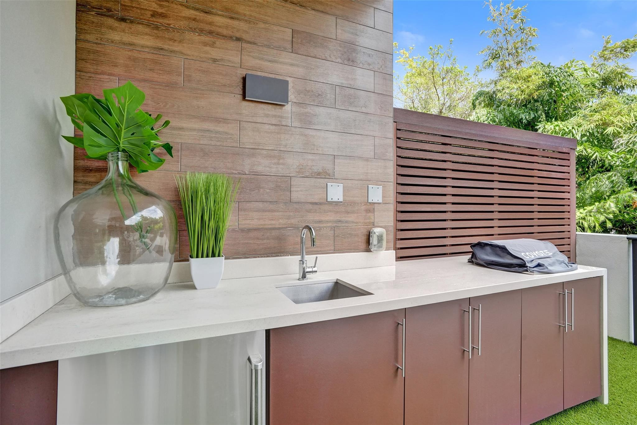 3030 N Ocean Boulevard S104