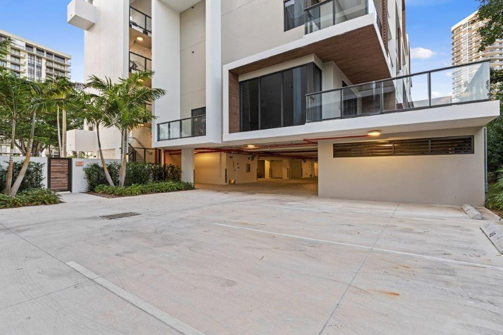 3030 N Ocean Boulevard S104