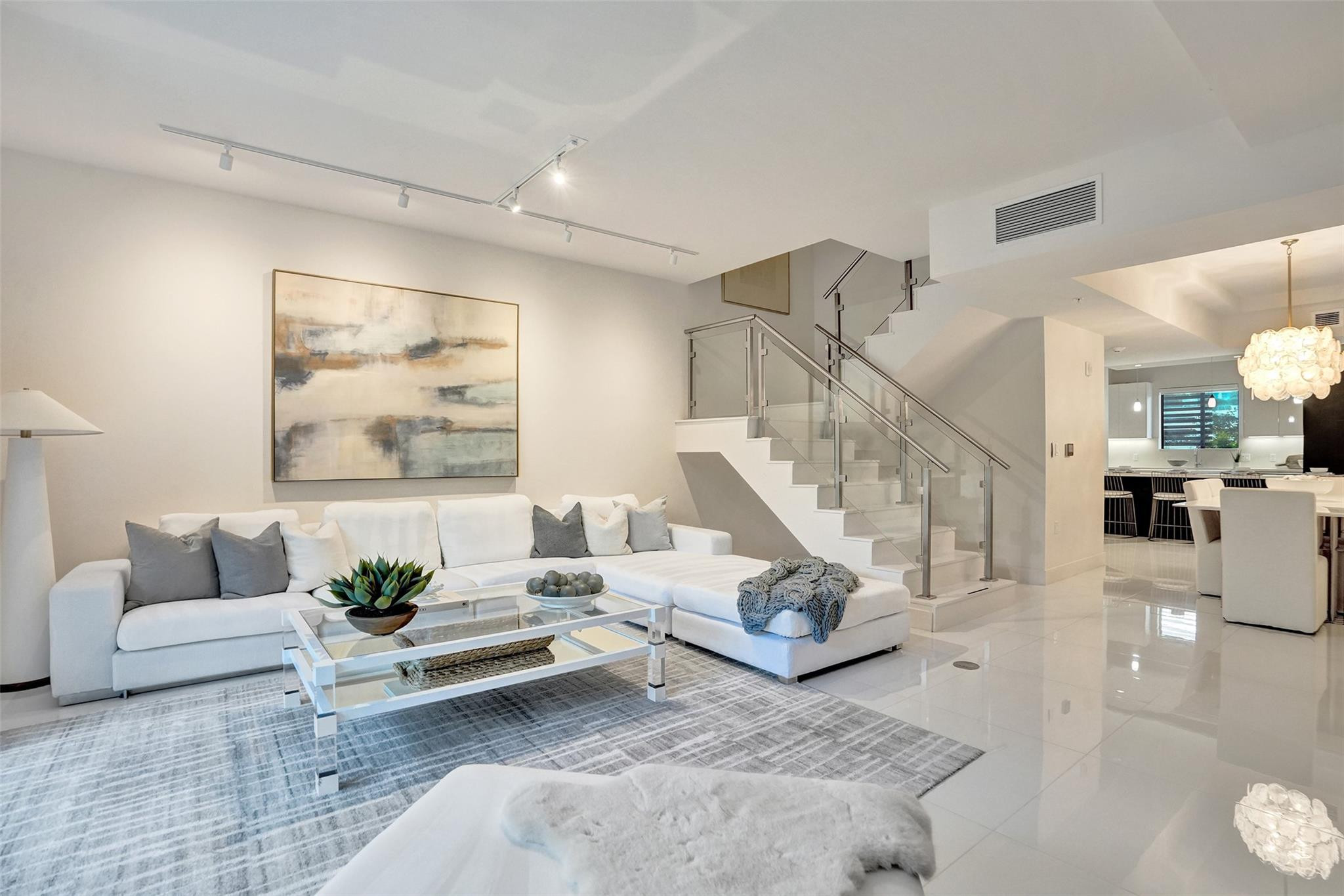 3030 N Ocean Boulevard S104