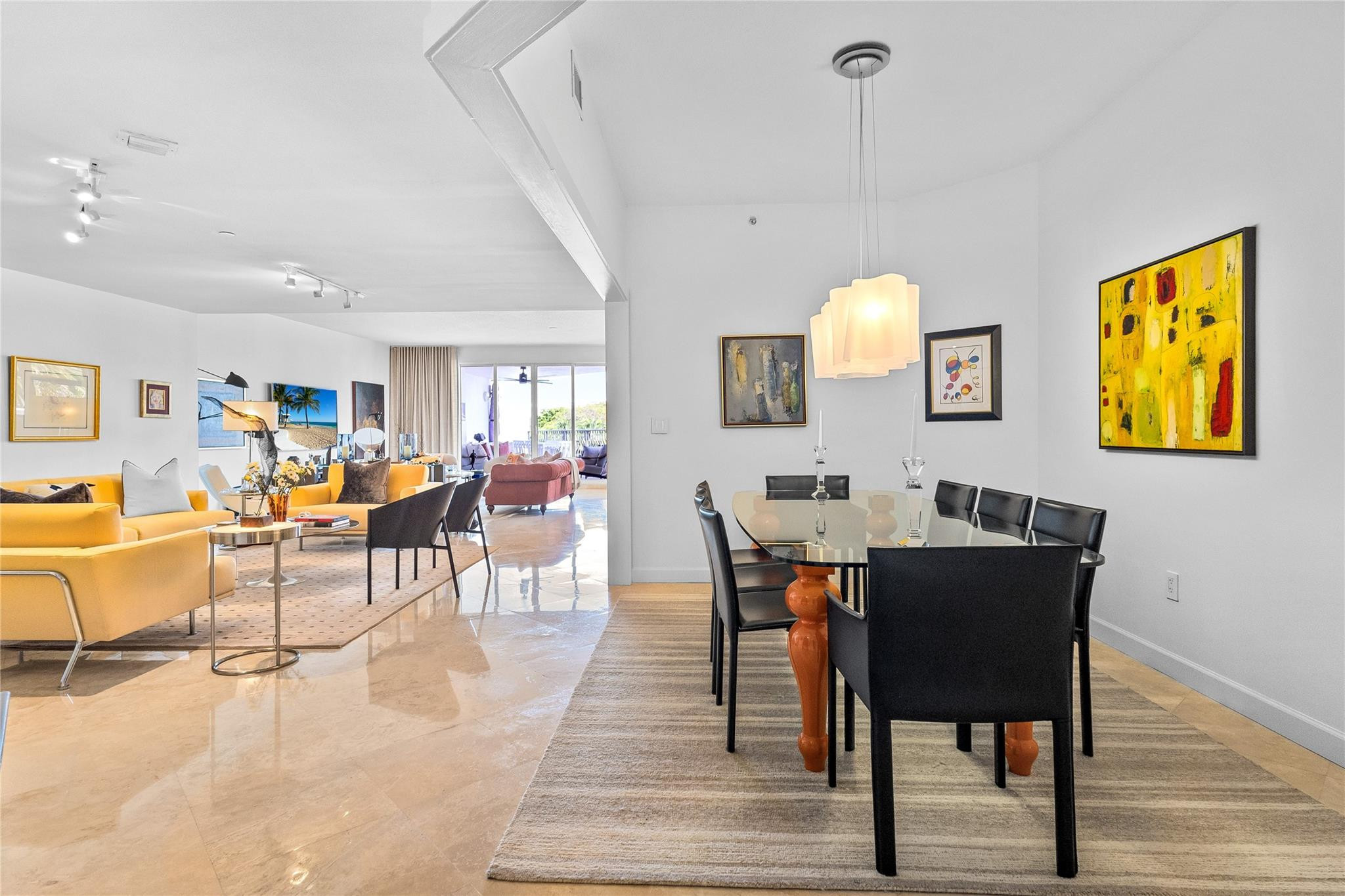 615 Bayshore Drive 301