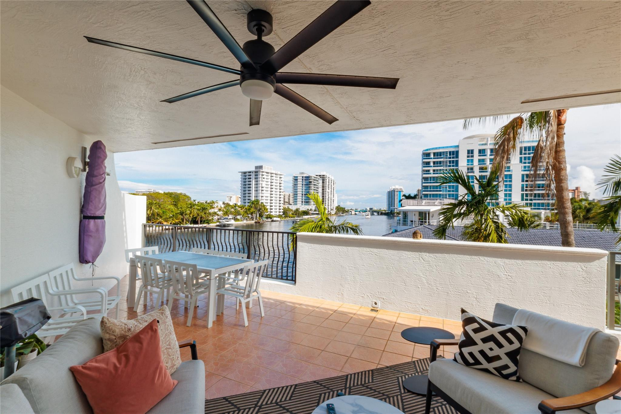 615 Bayshore Drive 301