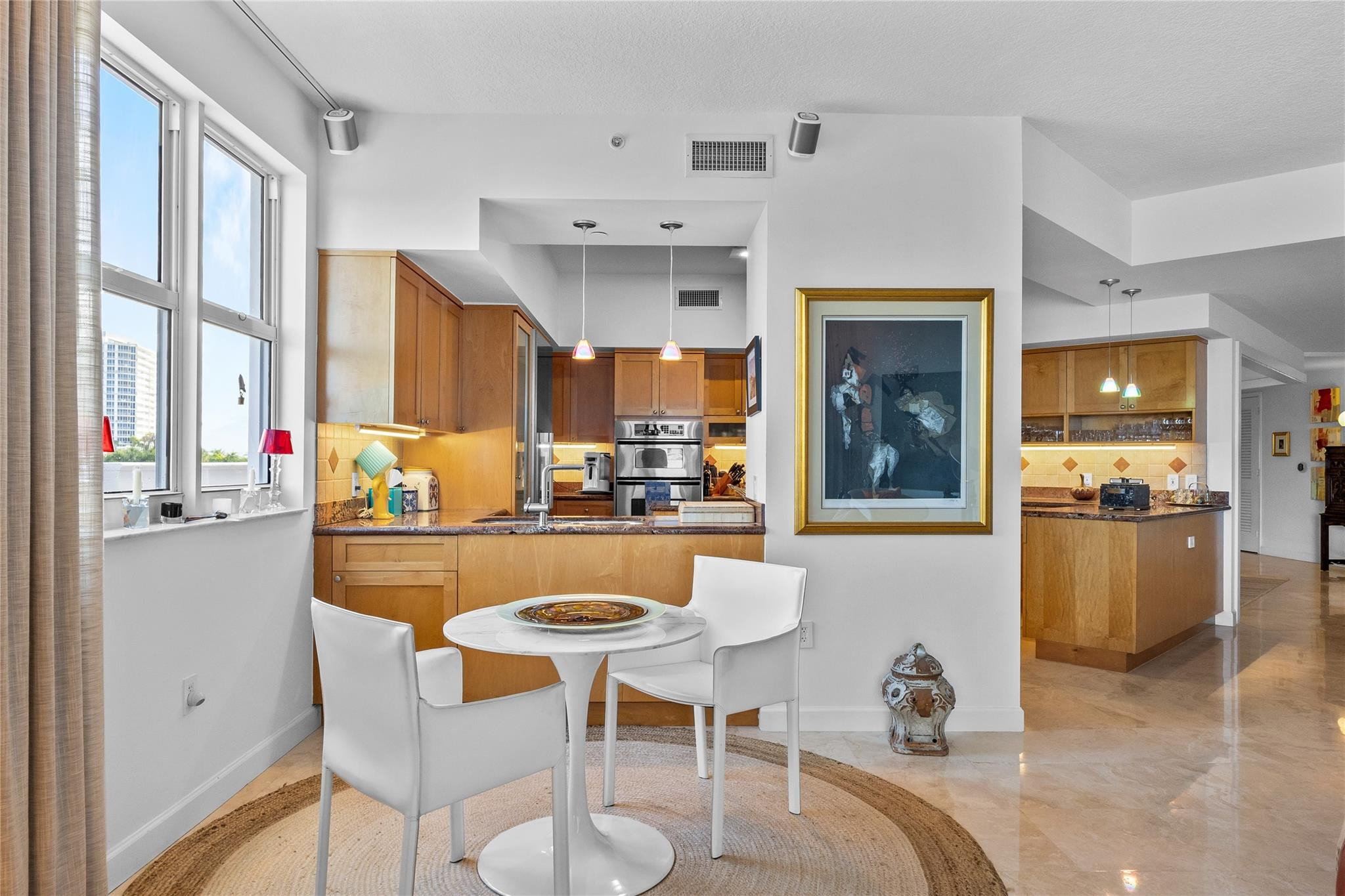 615 Bayshore Drive 301
