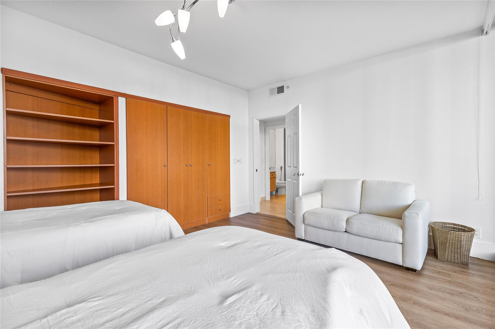3200 N Ocean Boulevard 401