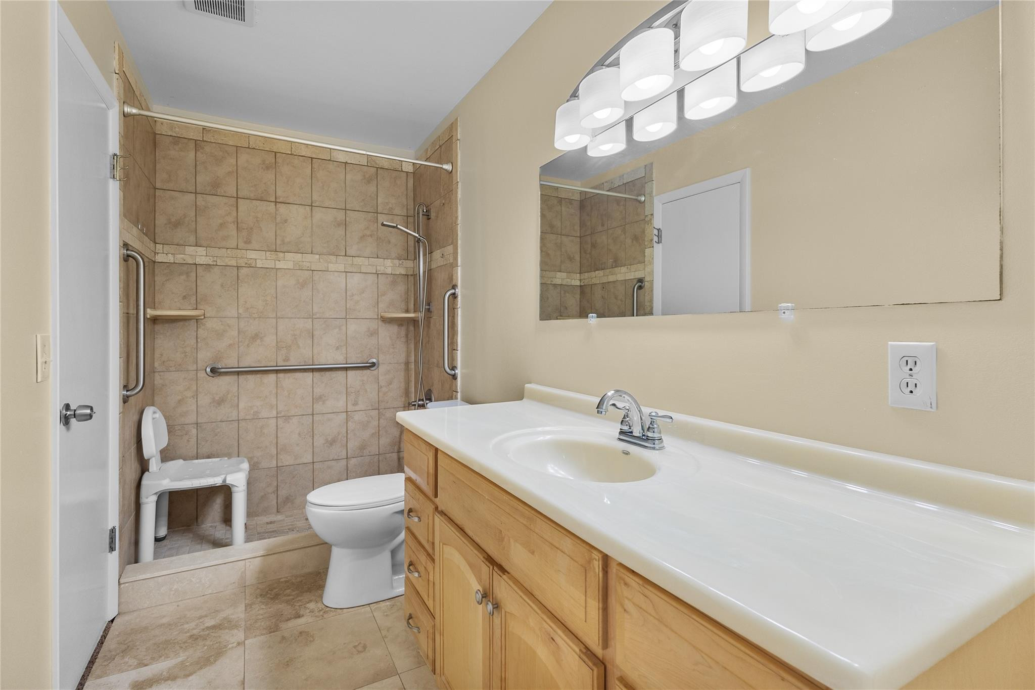 2520 Van Buren Street 4