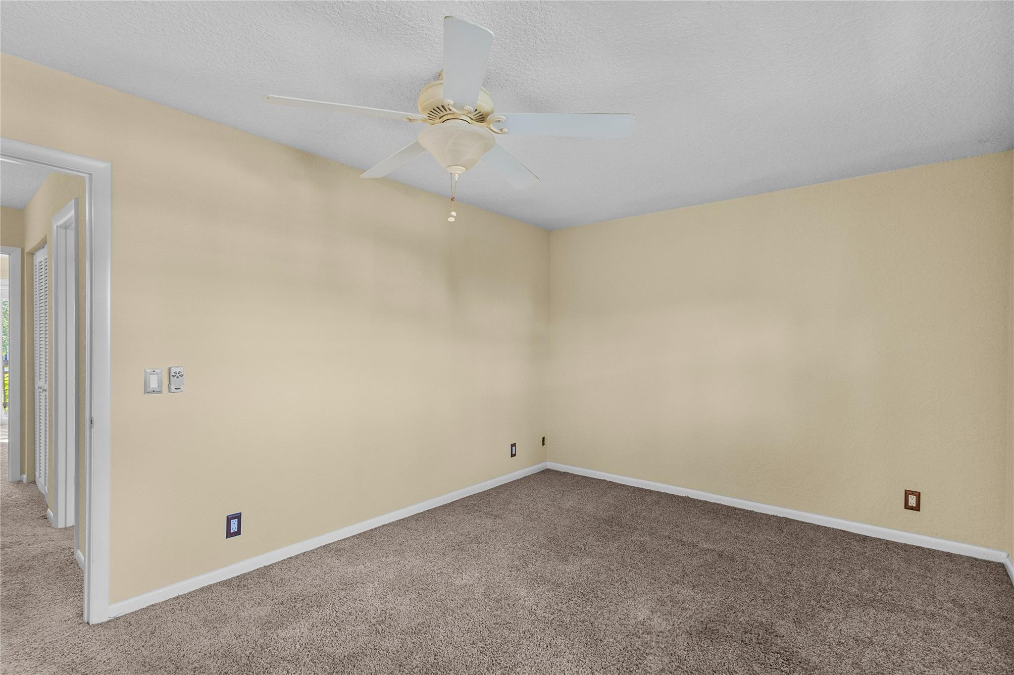 2520 Van Buren Street 4
