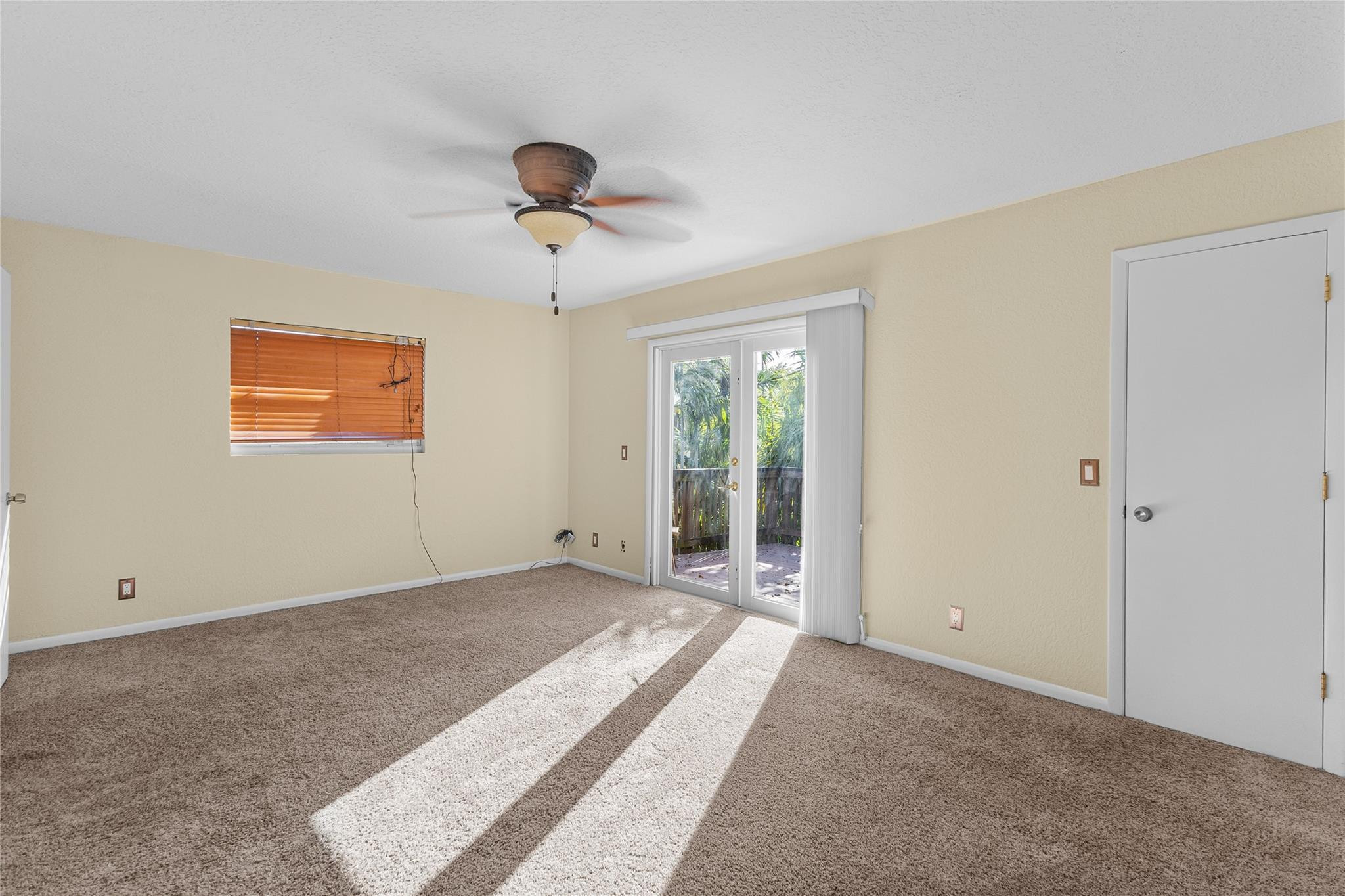 2520 Van Buren Street 4