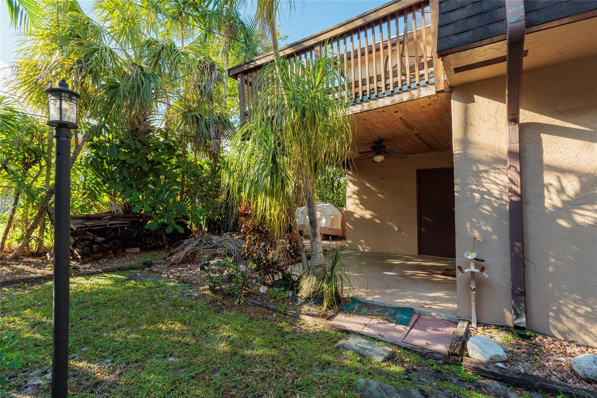 2520 Van Buren Street 4