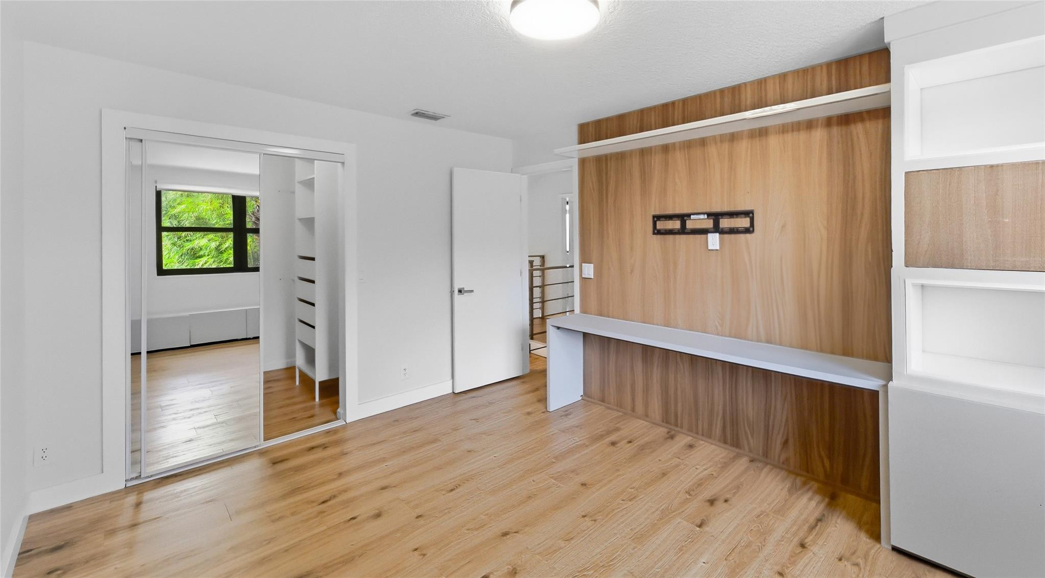 619 Deer Creek Shore Drive 619