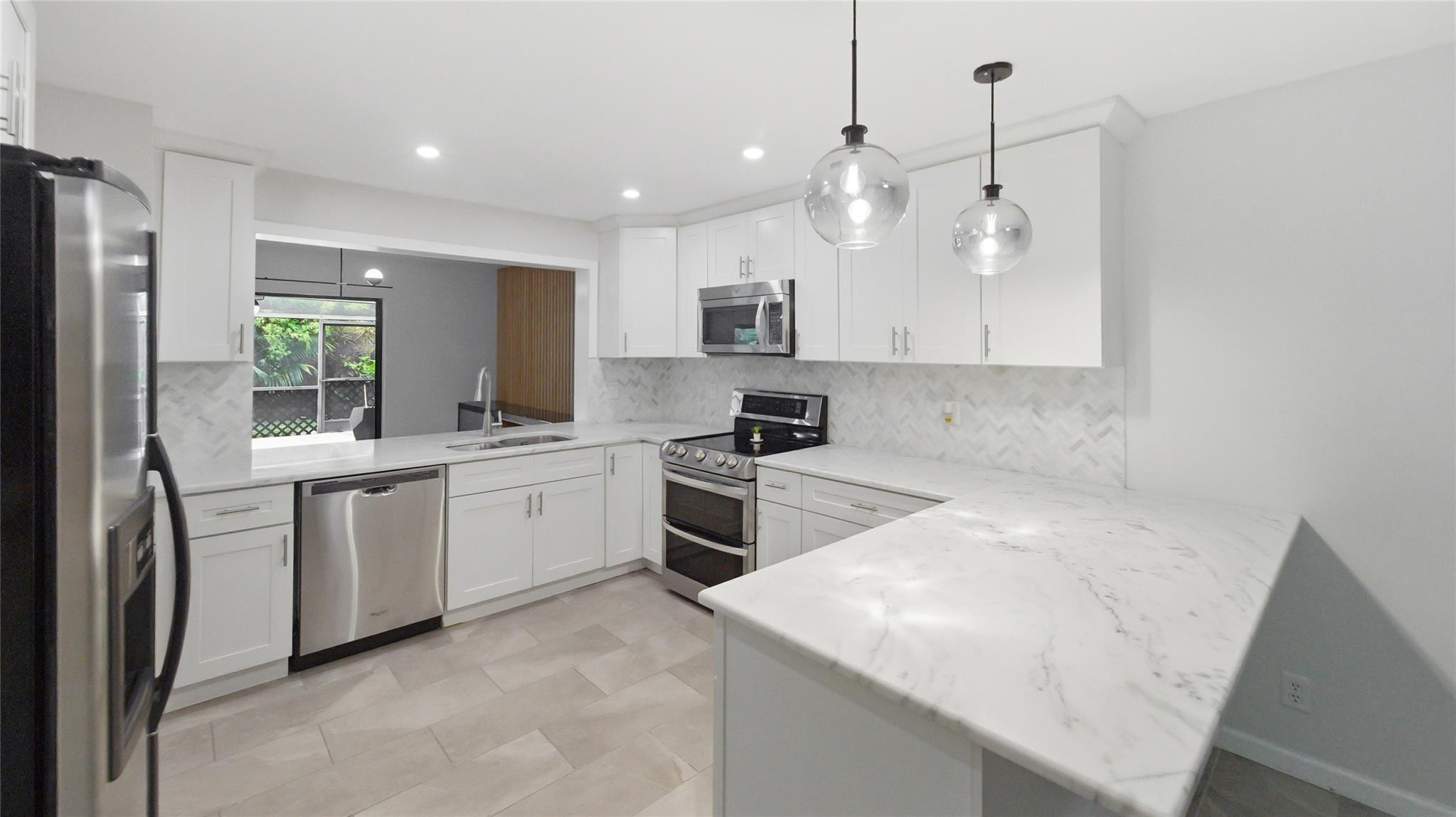 619 Deer Creek Shore Drive 619