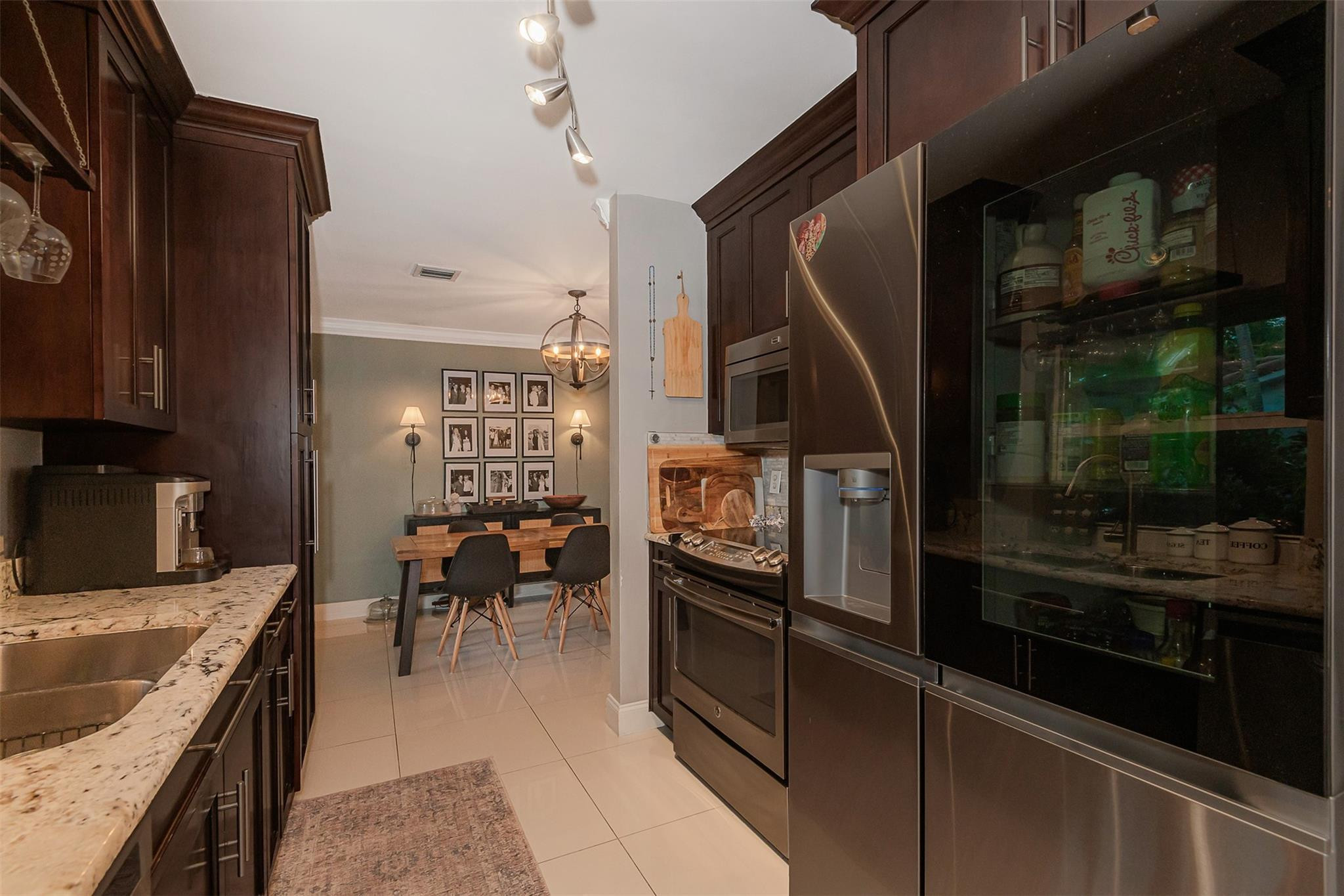 7509 NW 40th Place