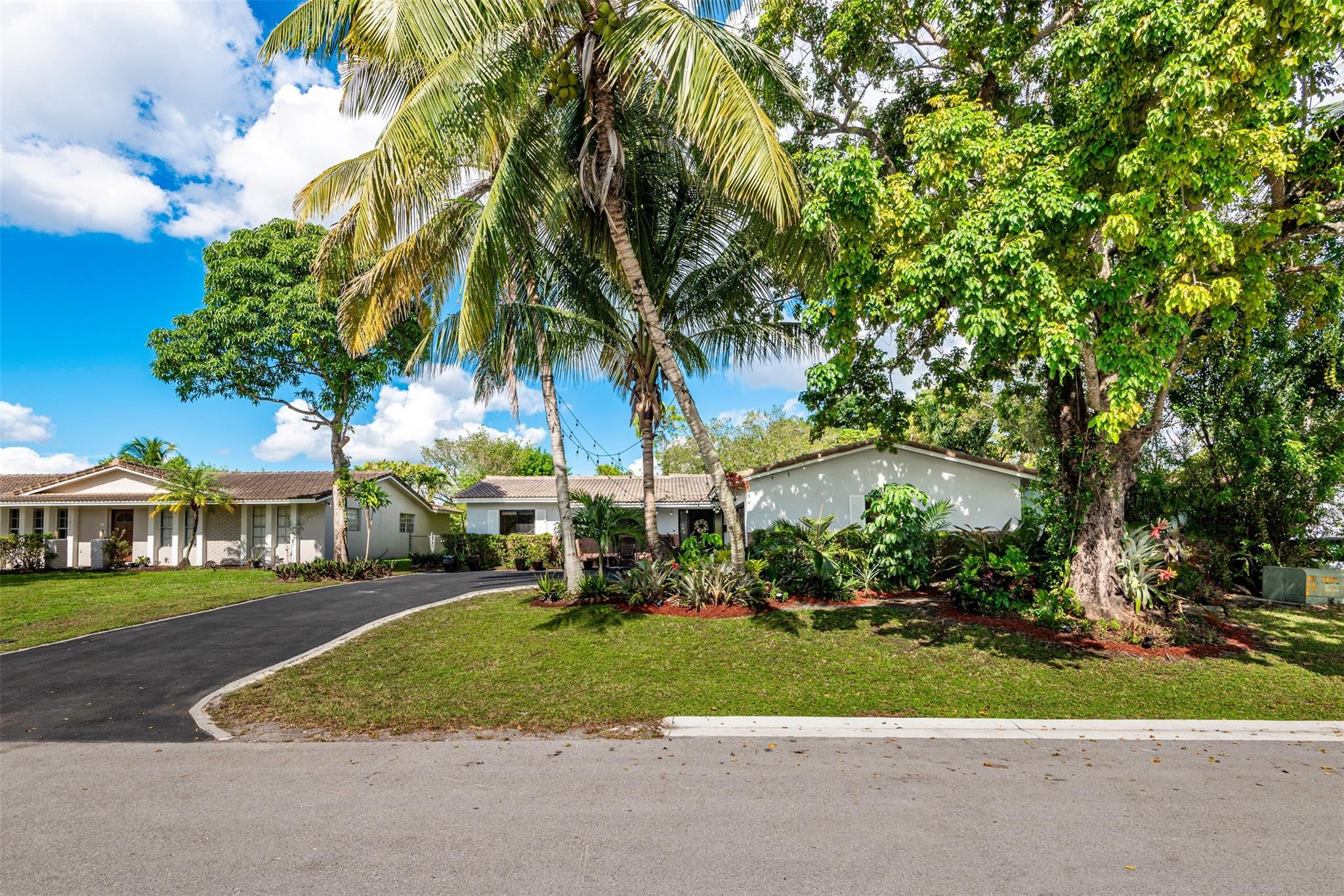 7509 NW 40th Place