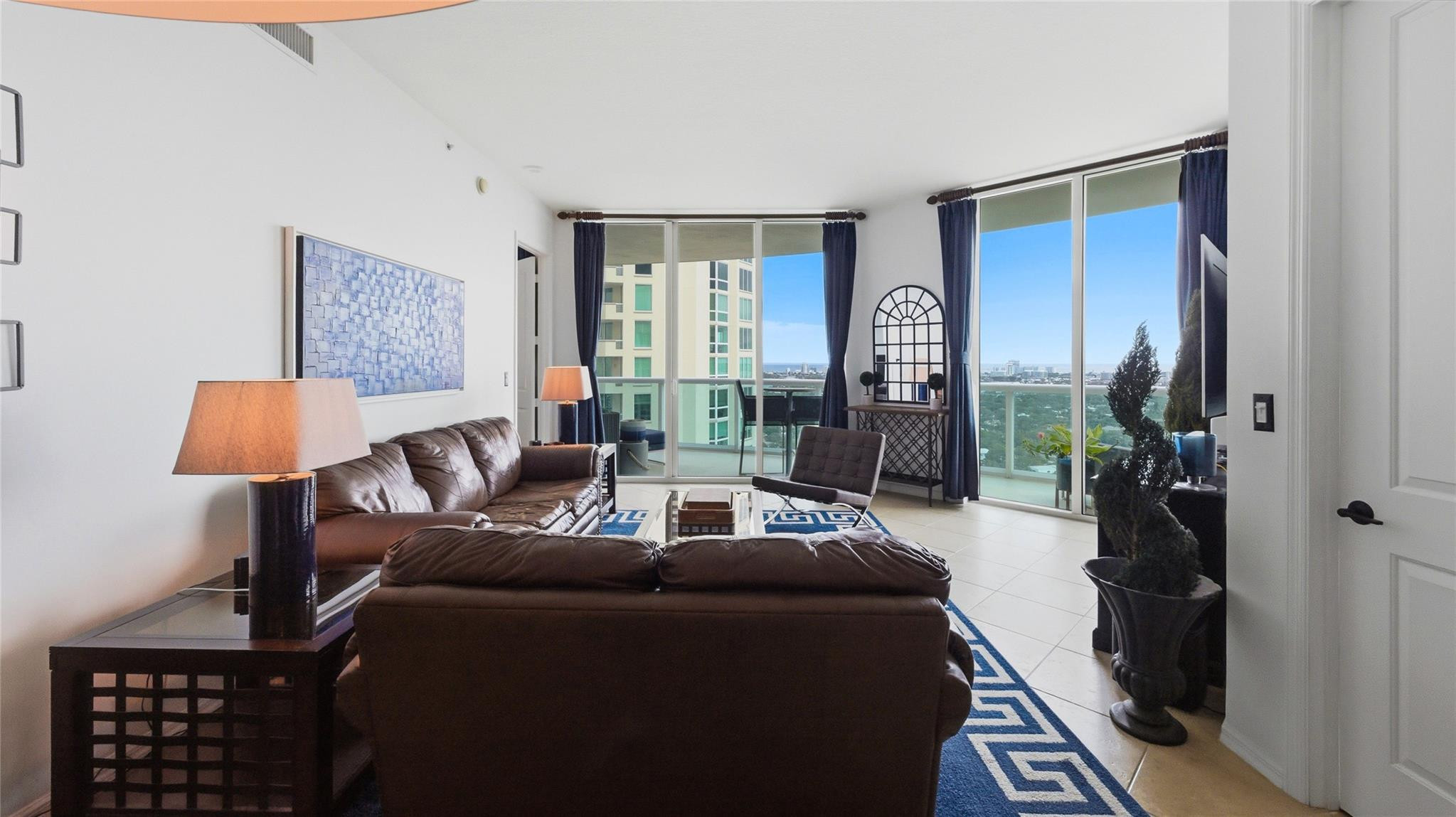 347 N New River Drive 3110