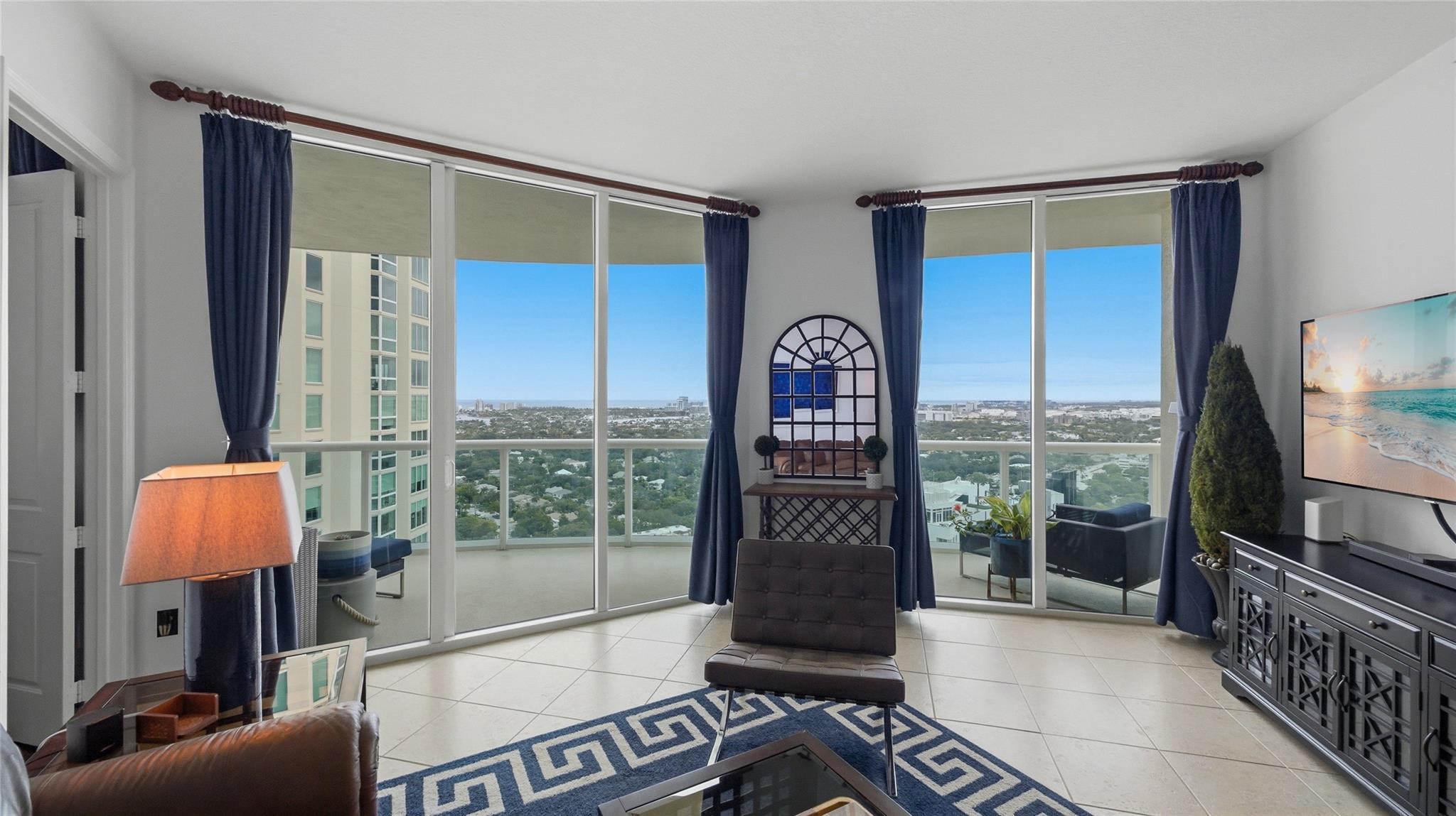 347 N New River Drive 3110