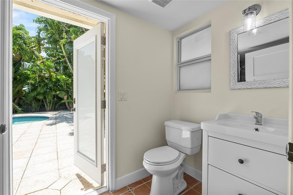 15 SE 13th Avenue