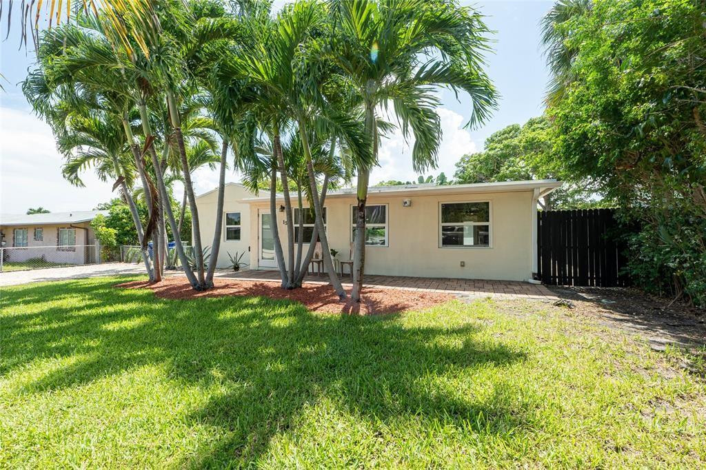 15 SE 13th Avenue