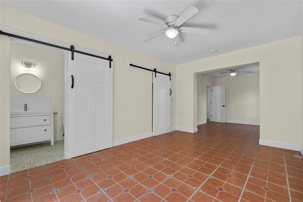 15 SE 13th Avenue