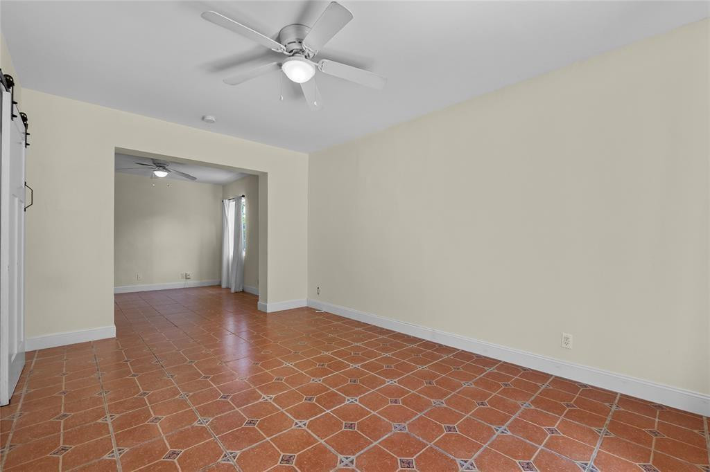15 SE 13th Avenue