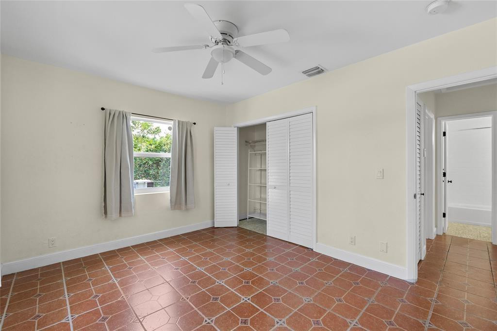 15 SE 13th Avenue