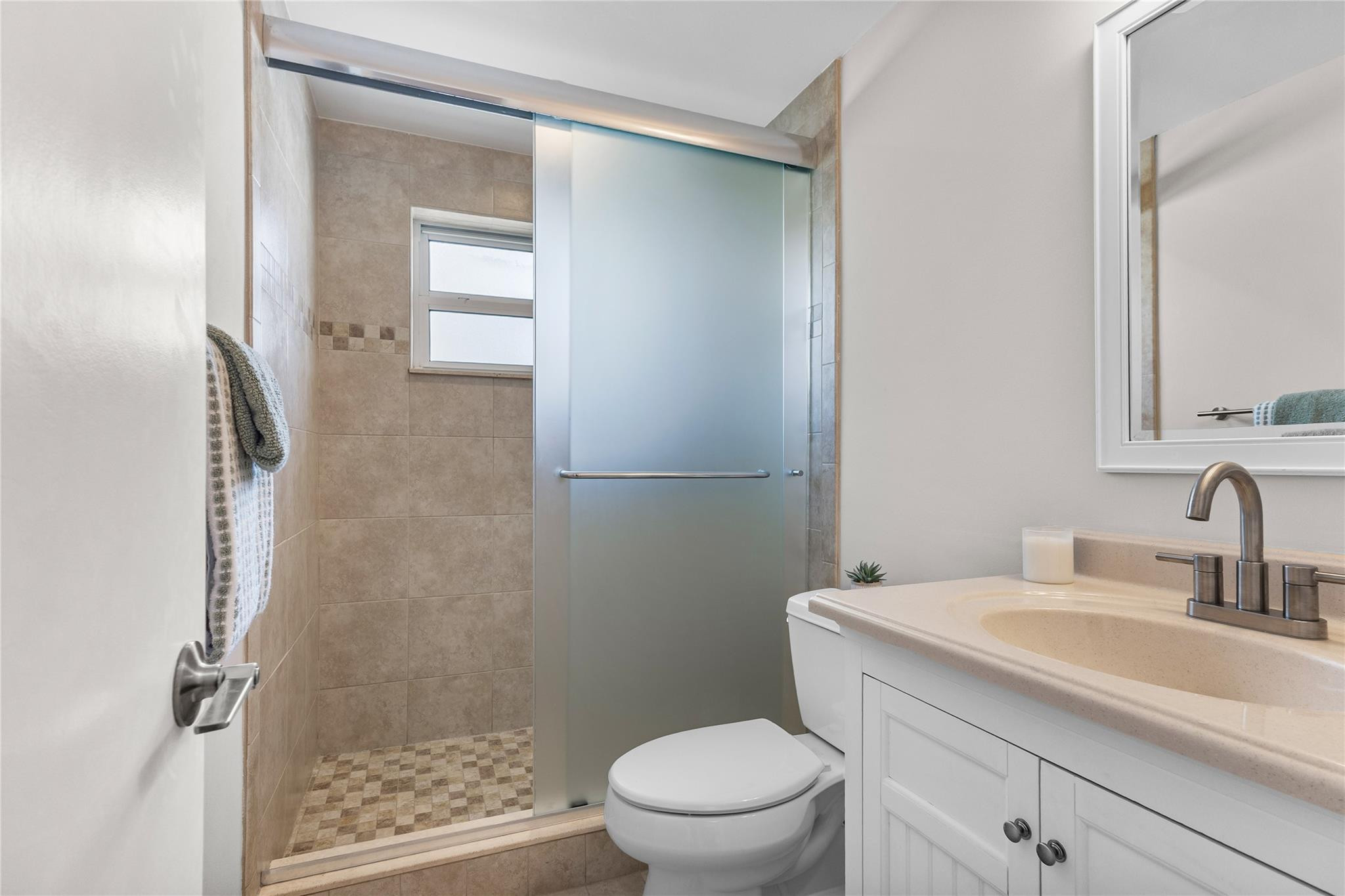 3216 SE 8th Street 305