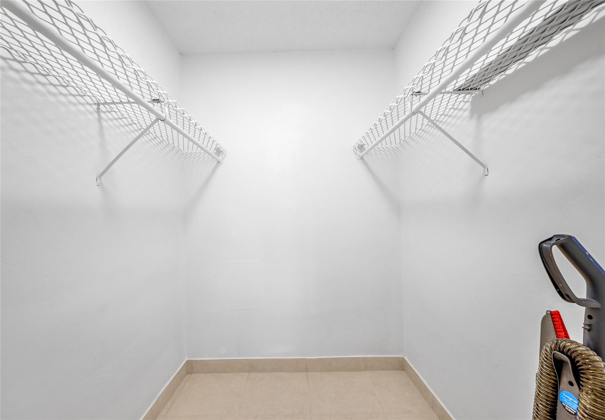 2856 Garden Drive 106