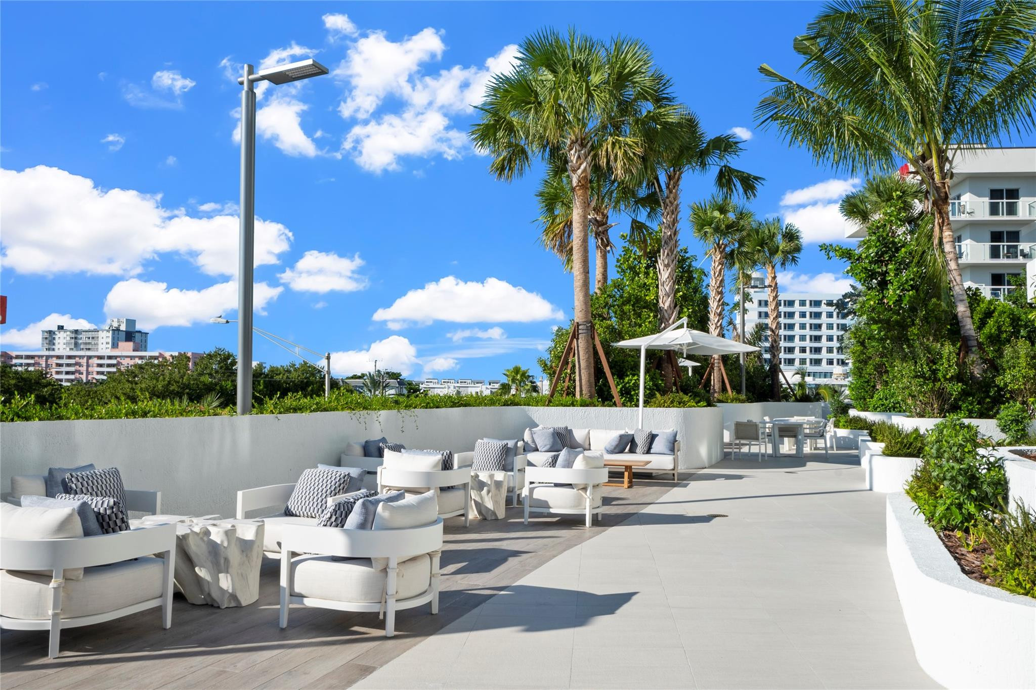 1116 N Ocean Boulevard 301