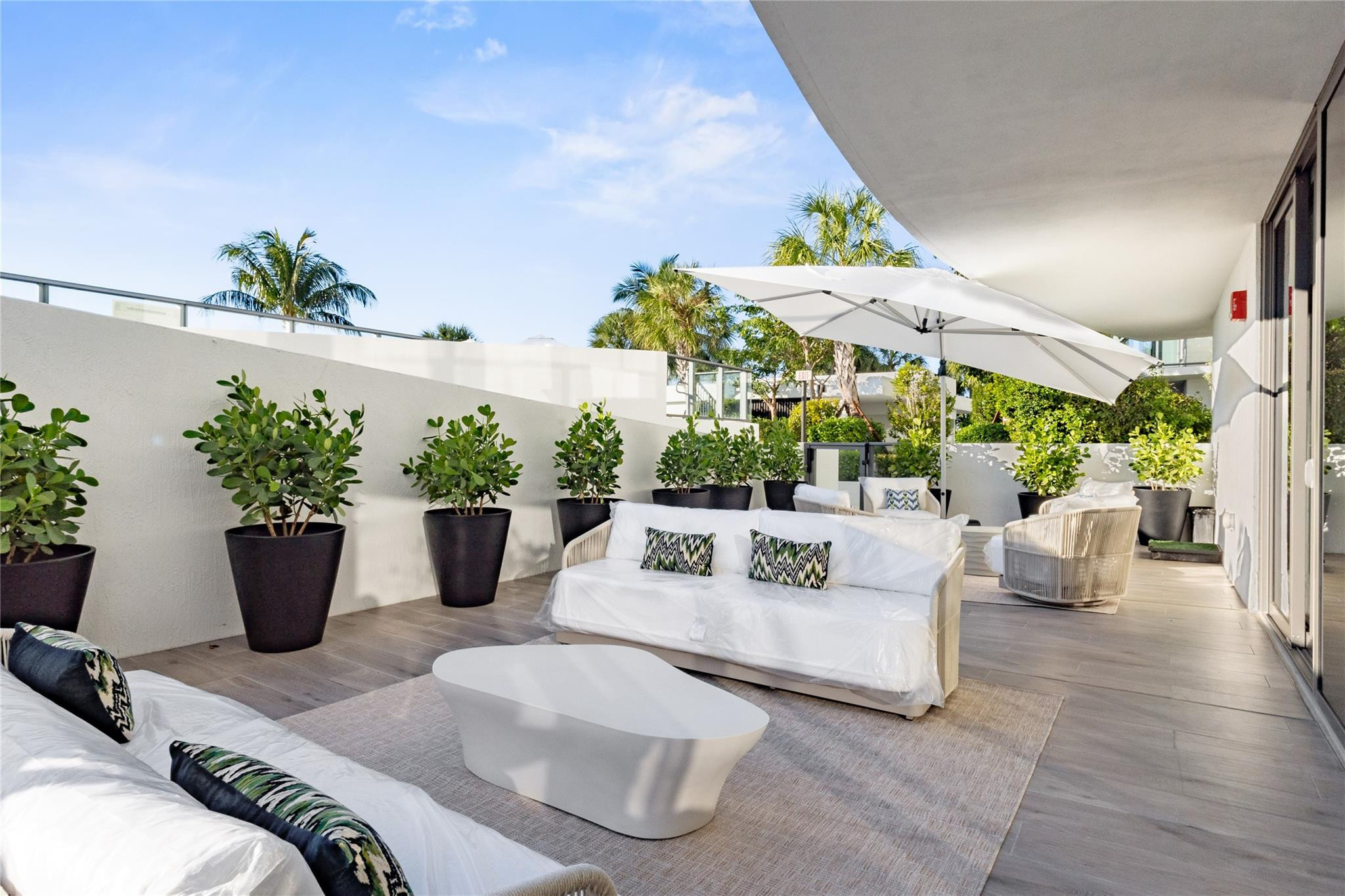 1116 N Ocean Boulevard 301